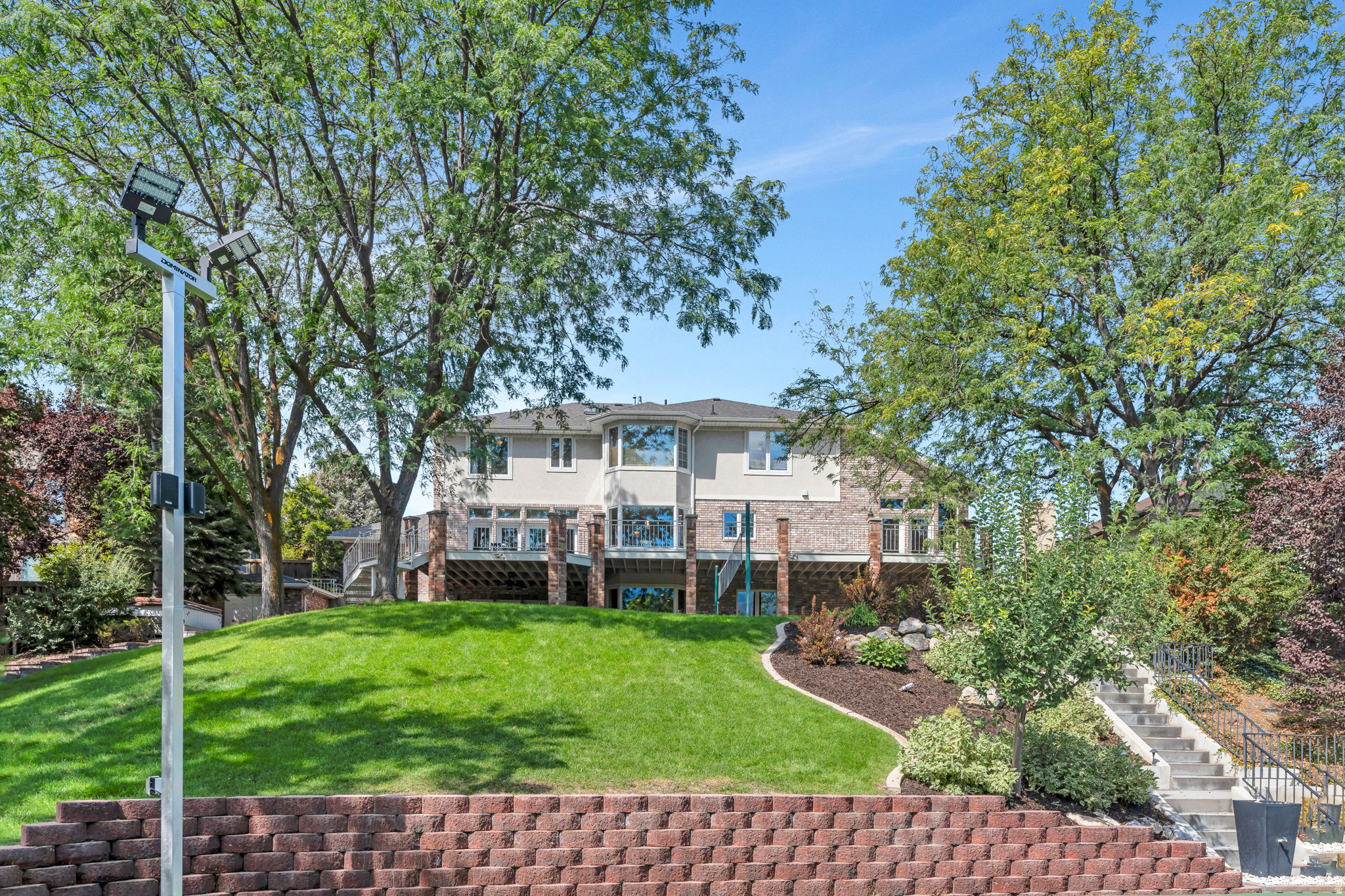 RIVER BREEZE HAVEN - Residential