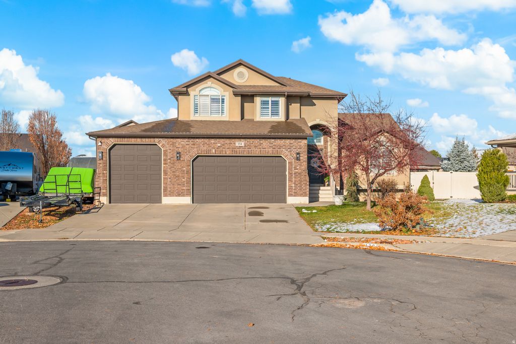 Photo of 154 N 875 W, Clearfield, UT 84015 (MLS # 2125495)