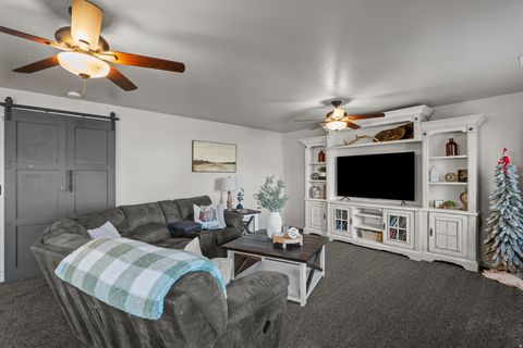 Tiny photo for 154 N 875 W, Clearfield, UT 84015 (MLS # 2125495)