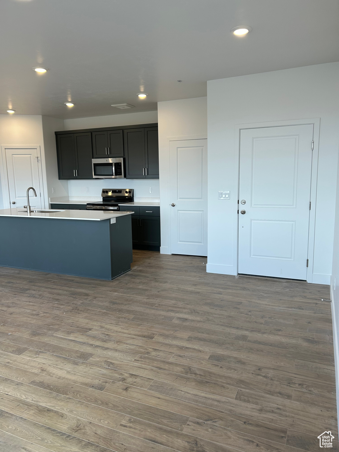 RIVER RUN - Residential