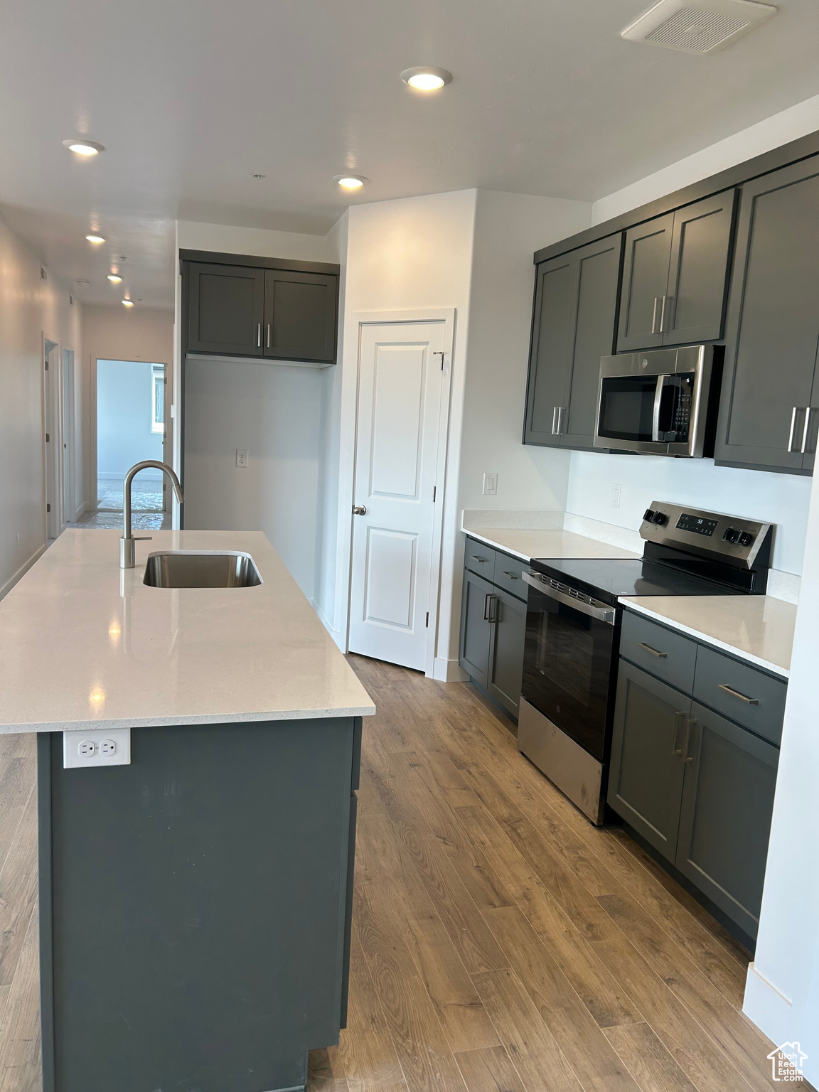 RIVER RUN - Residential