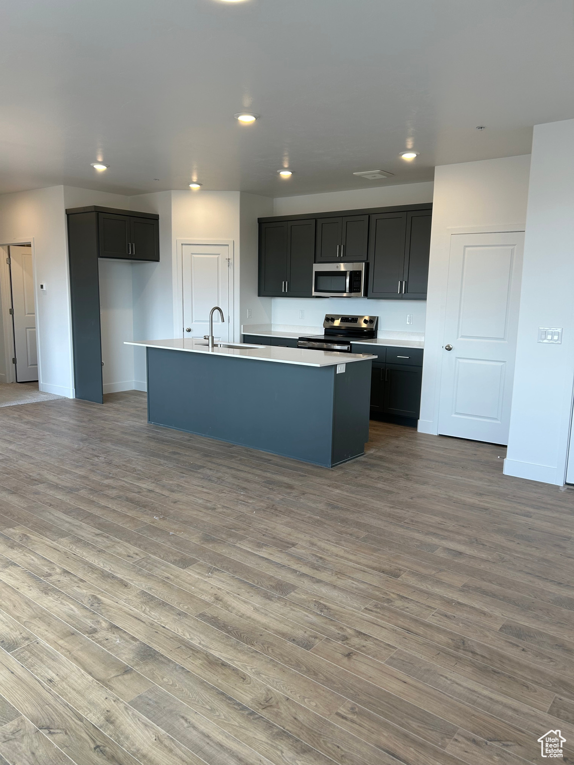 RIVER RUN - Residential