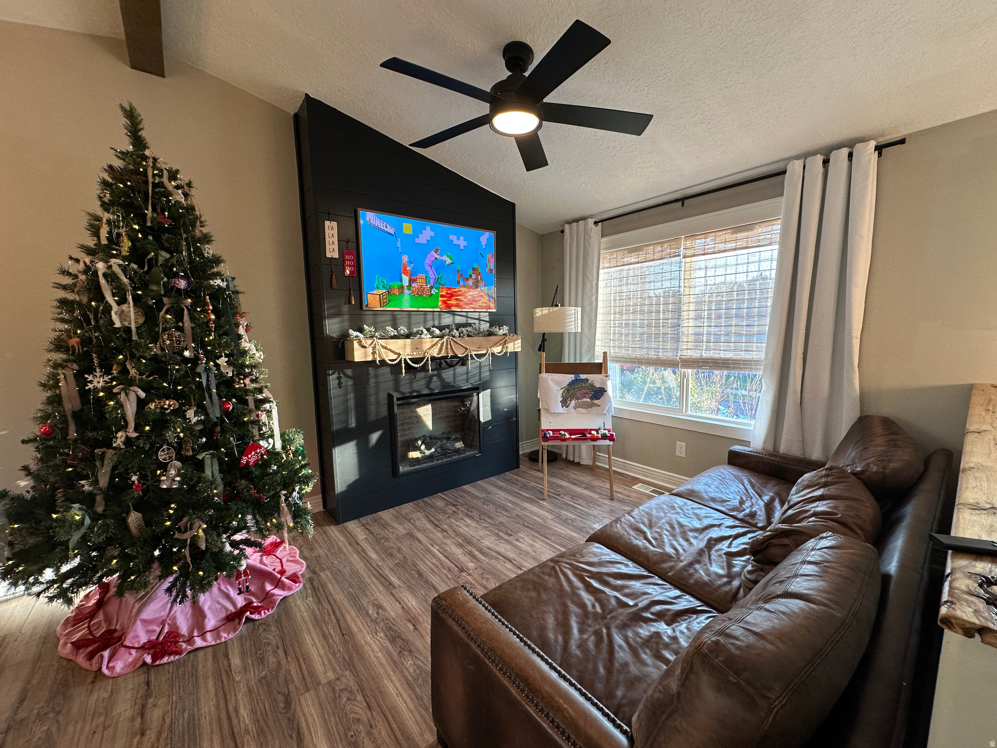 NORTH POINT VILLAGE - Residential