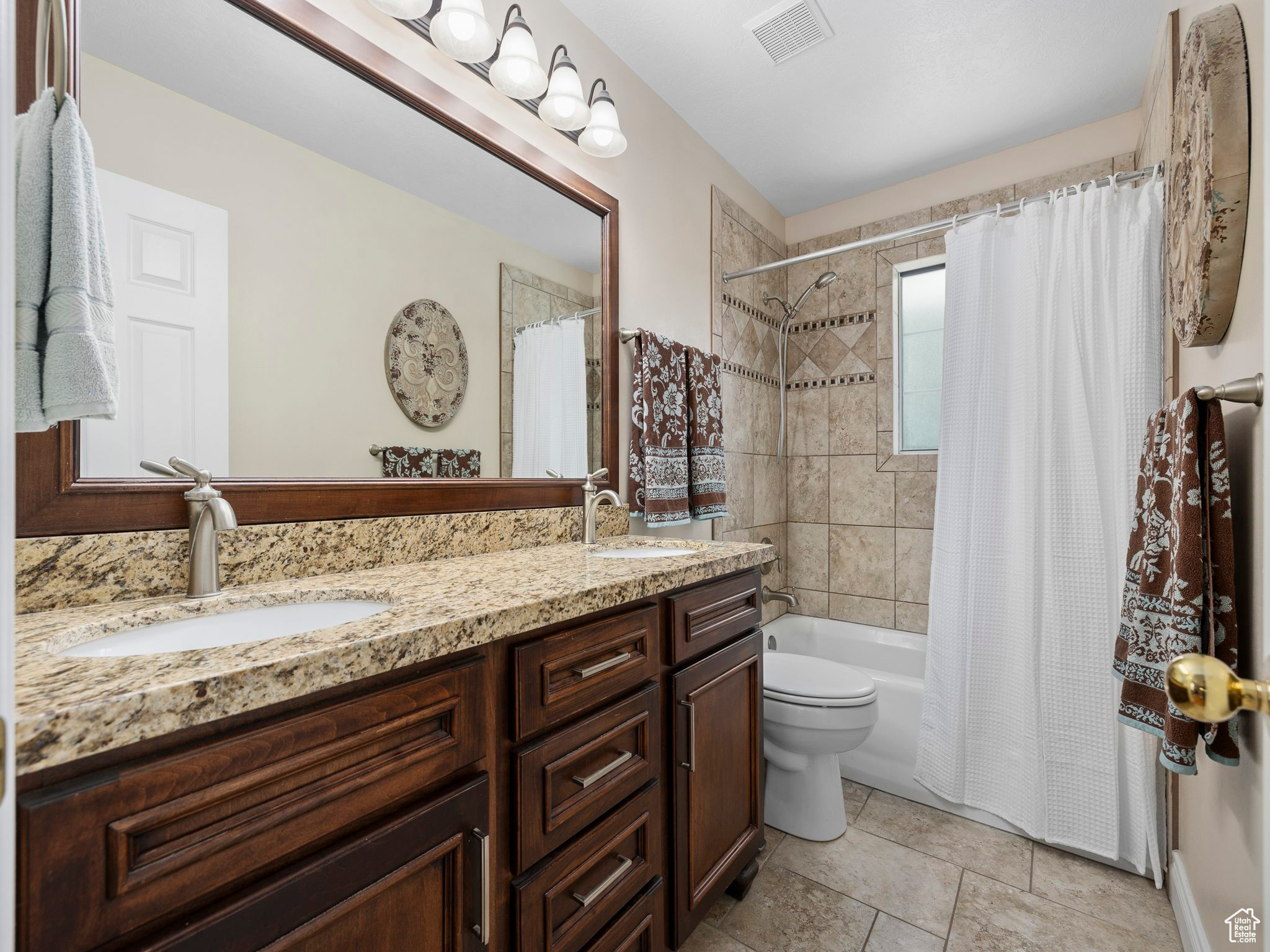 LINDON HILLS - Residential