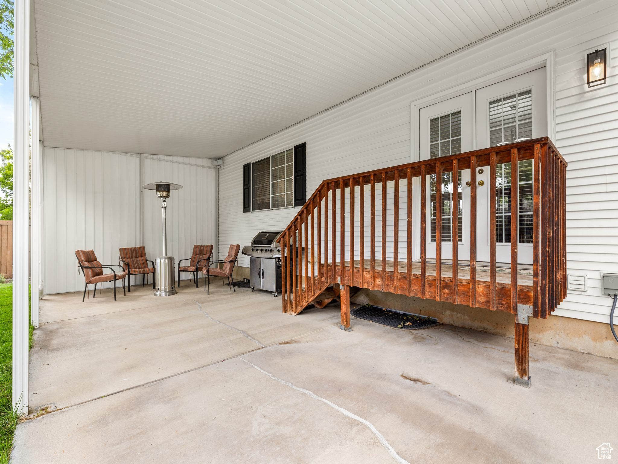 LINDON HILLS - Residential