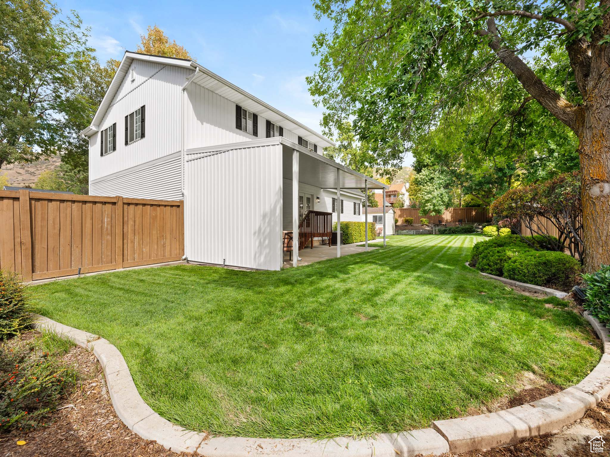 LINDON HILLS - Residential