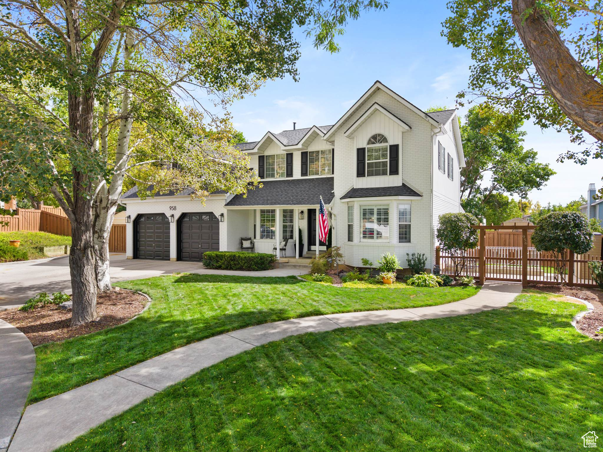 LINDON HILLS - Residential