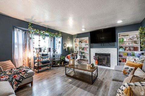 Tiny photo for 1959 S 200 E, Clearfield, UT 84015 (MLS # 2118719)