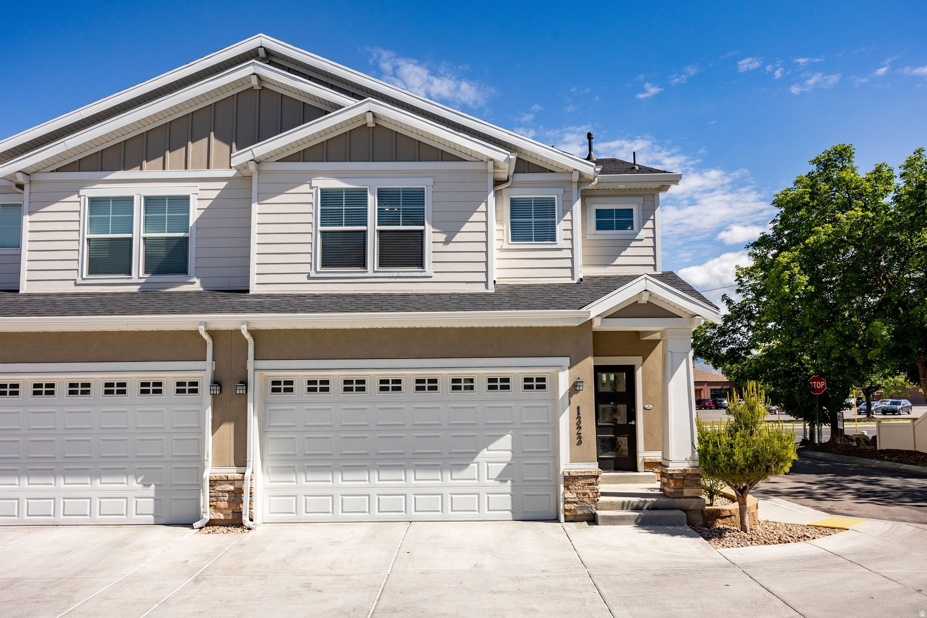 WEYBURN POINTE - Residential