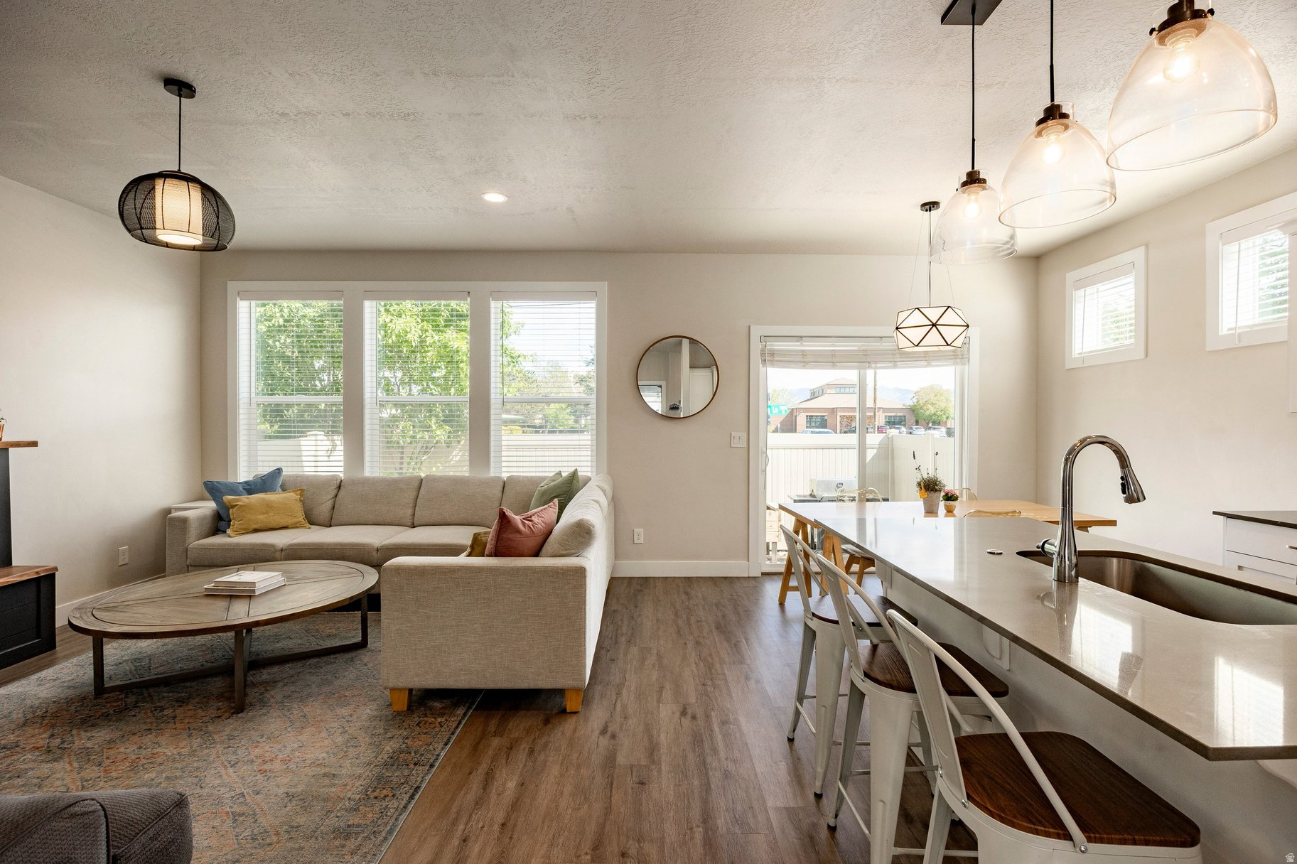 WEYBURN POINTE - Residential