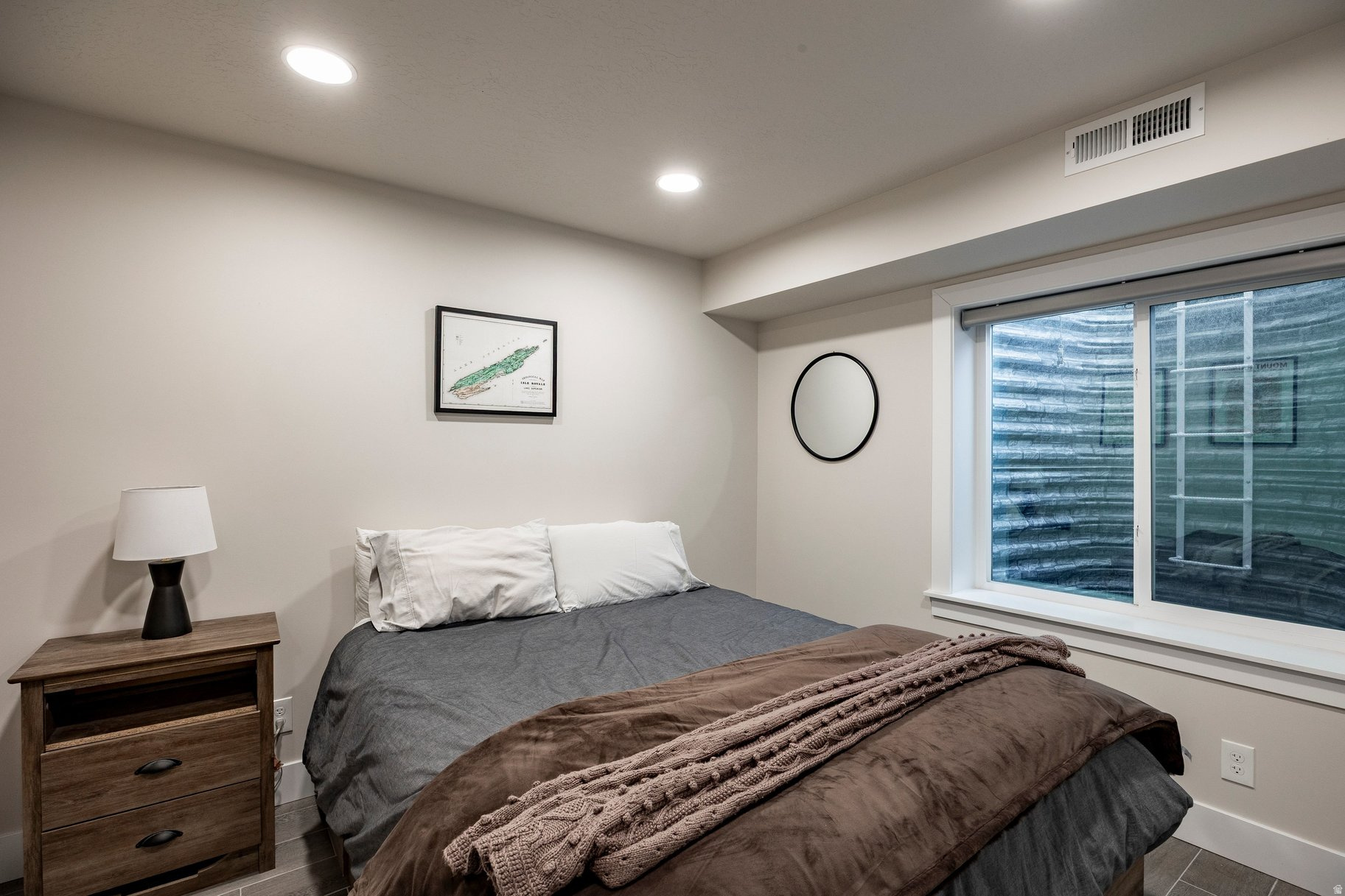 WEYBURN POINTE - Residential