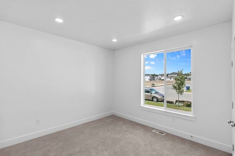 Tiny photo for 192 E 610 N #417, Providence, UT 84332 (MLS # 2132779)