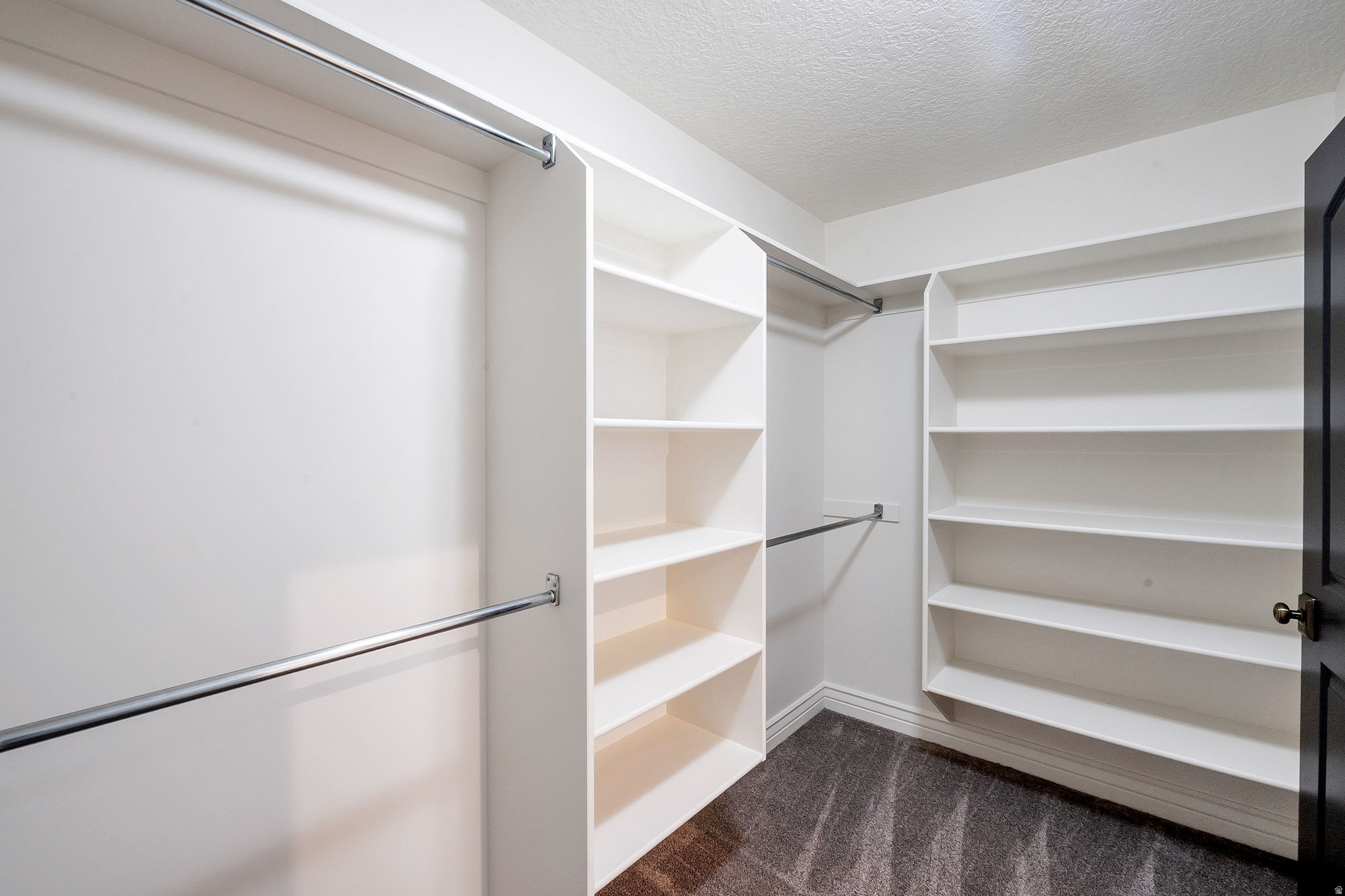 WINDSOR MEADOWS - Residential