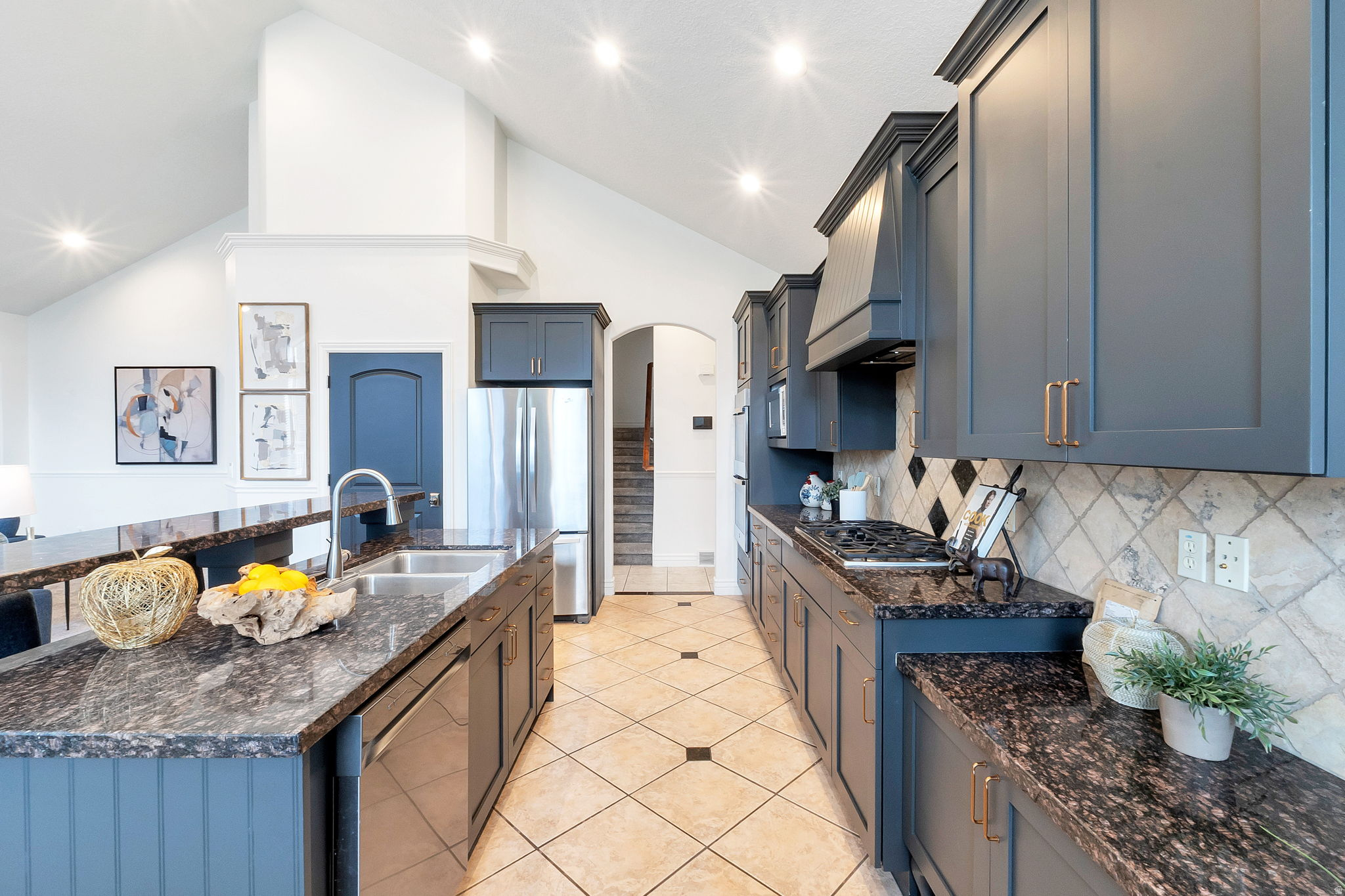 WINDSOR MEADOWS - Residential