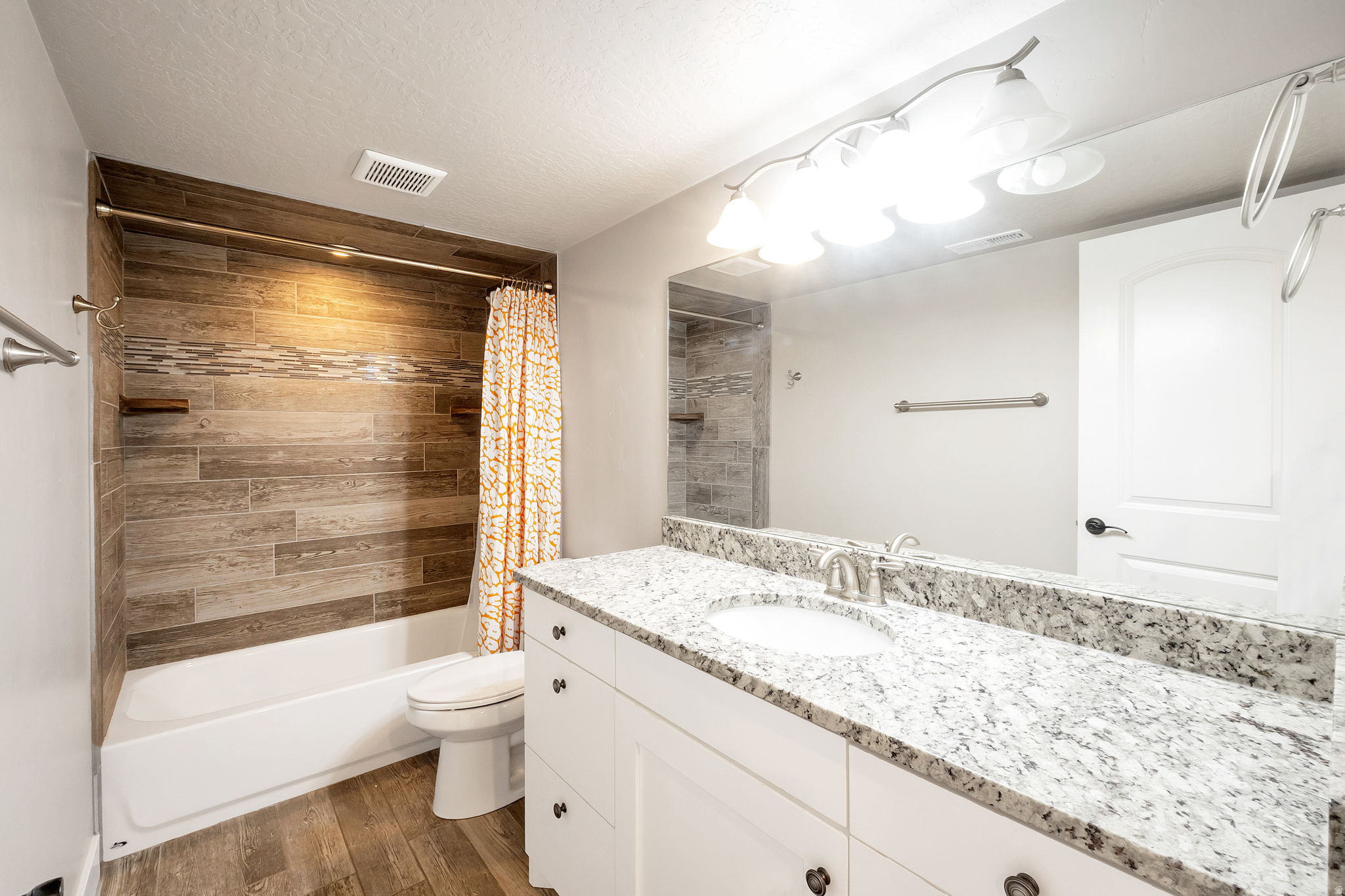 WINDSOR MEADOWS - Residential