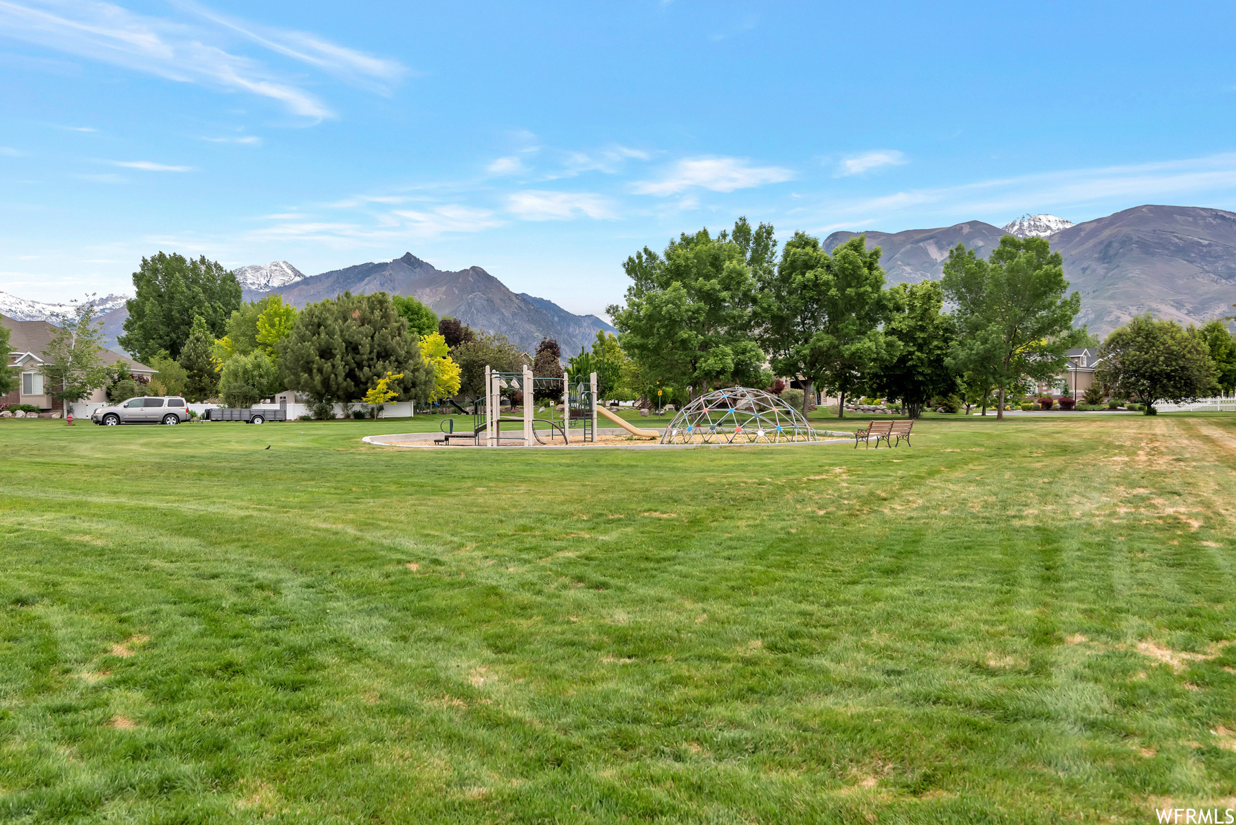 WINDSOR MEADOWS - Residential