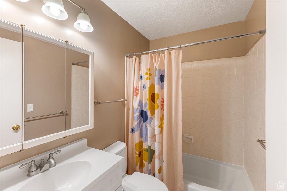 1174 N Cherrywood Dr, Layton, Utah image 22