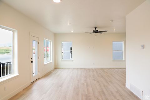 Tiny photo for 457 E 720 N LOT #8, Salem, UT 84653 (MLS # 2116392)