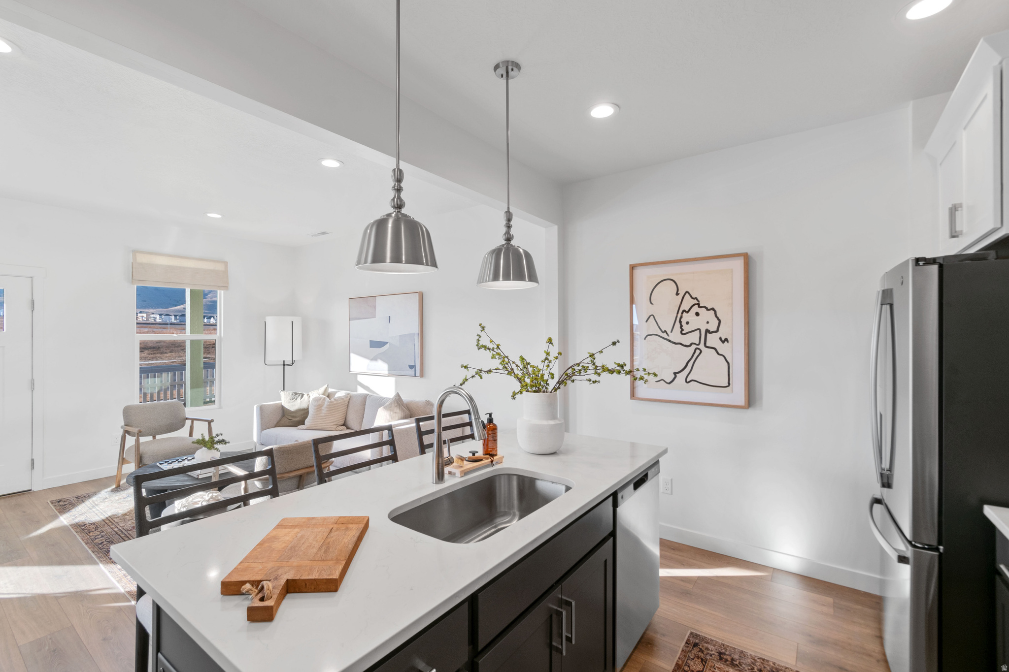 BEACON POINTE - Residential