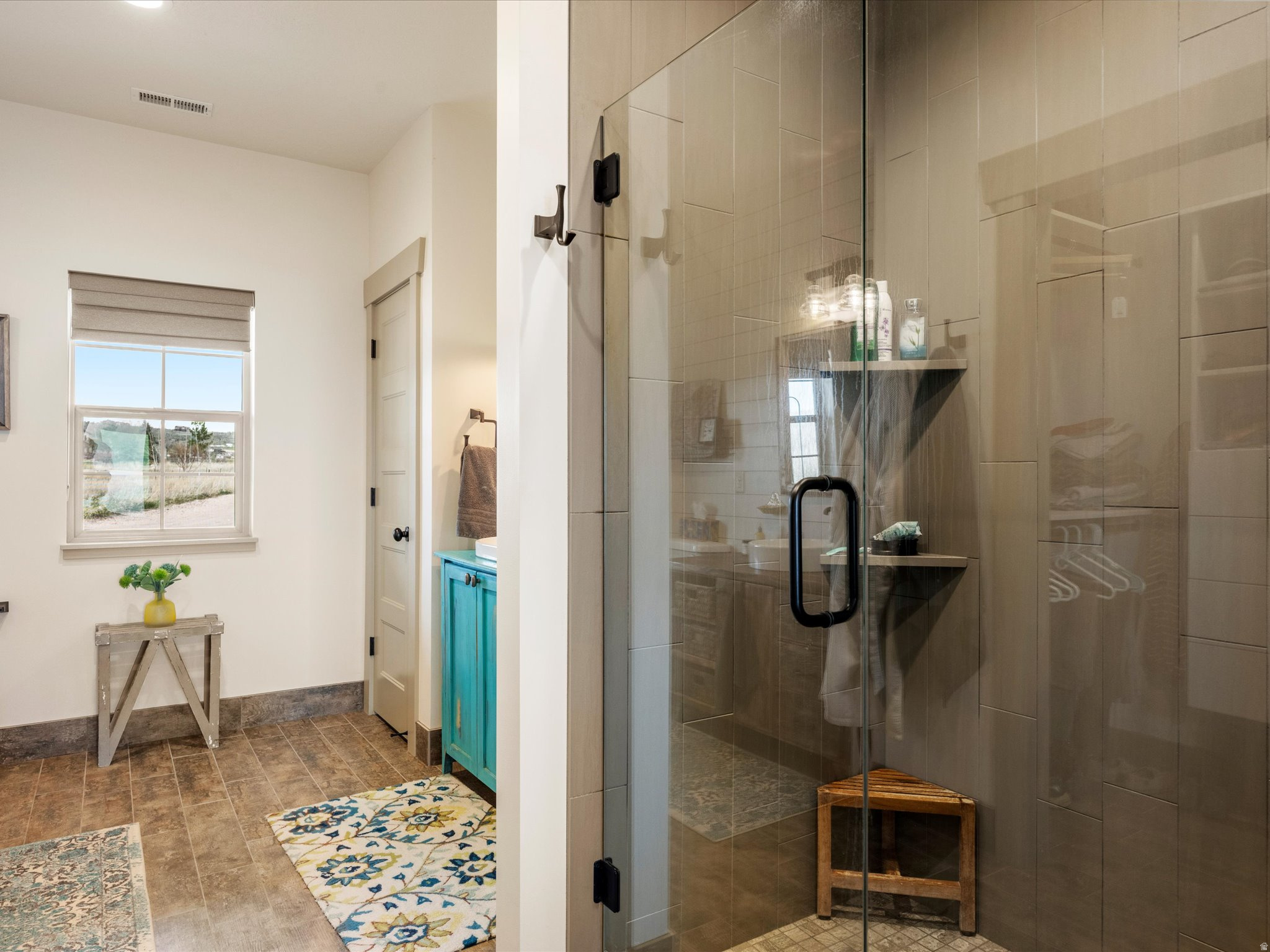 THE POINTE AT CANYON EST - Residential