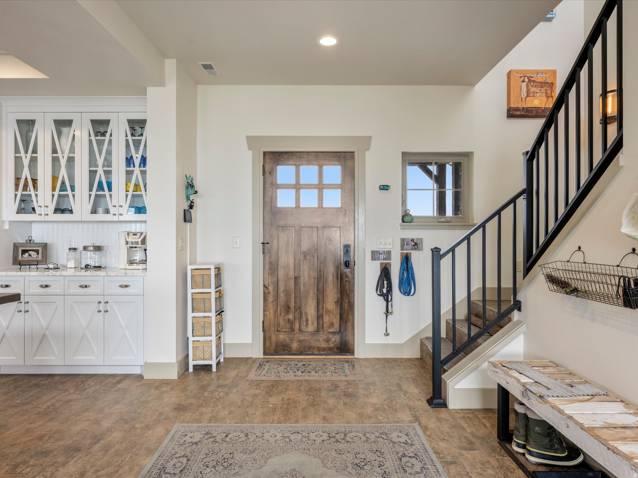 THE POINTE AT CANYON EST - Residential