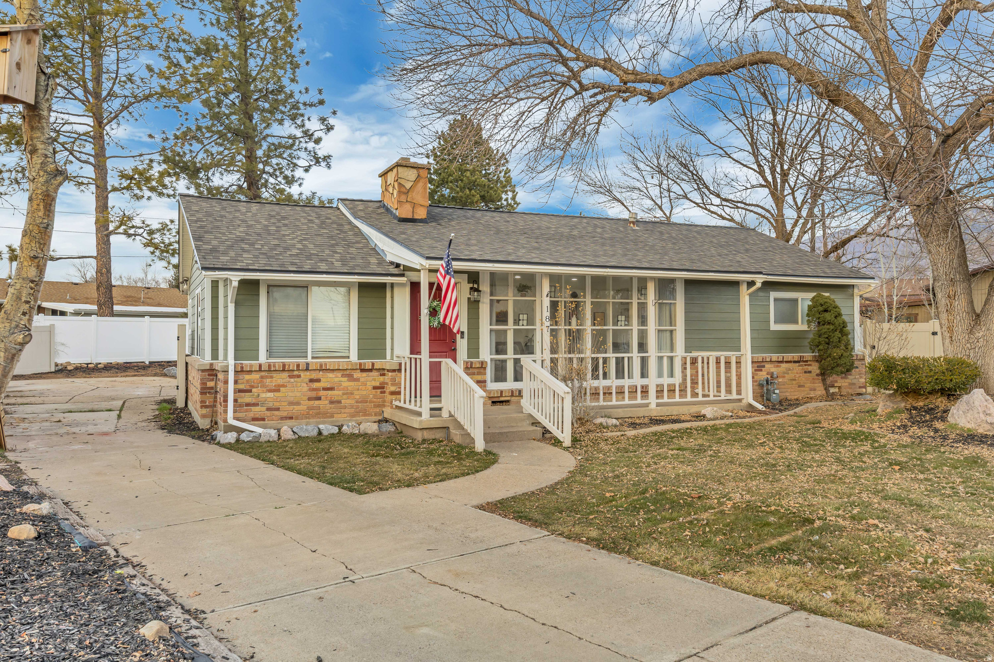 MOUNTAIN VIEW - Residential