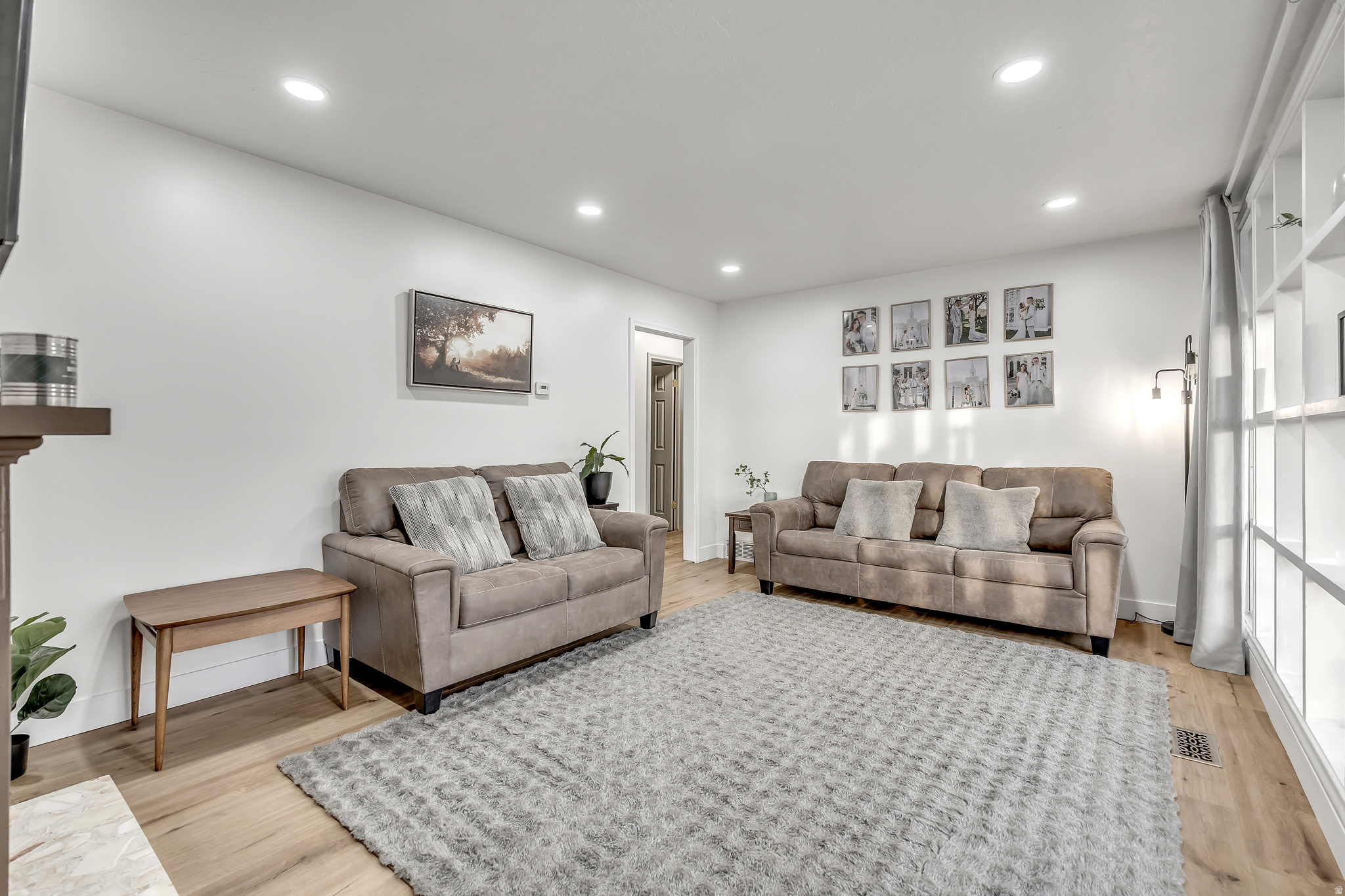 MOUNTAIN VIEW - Residential