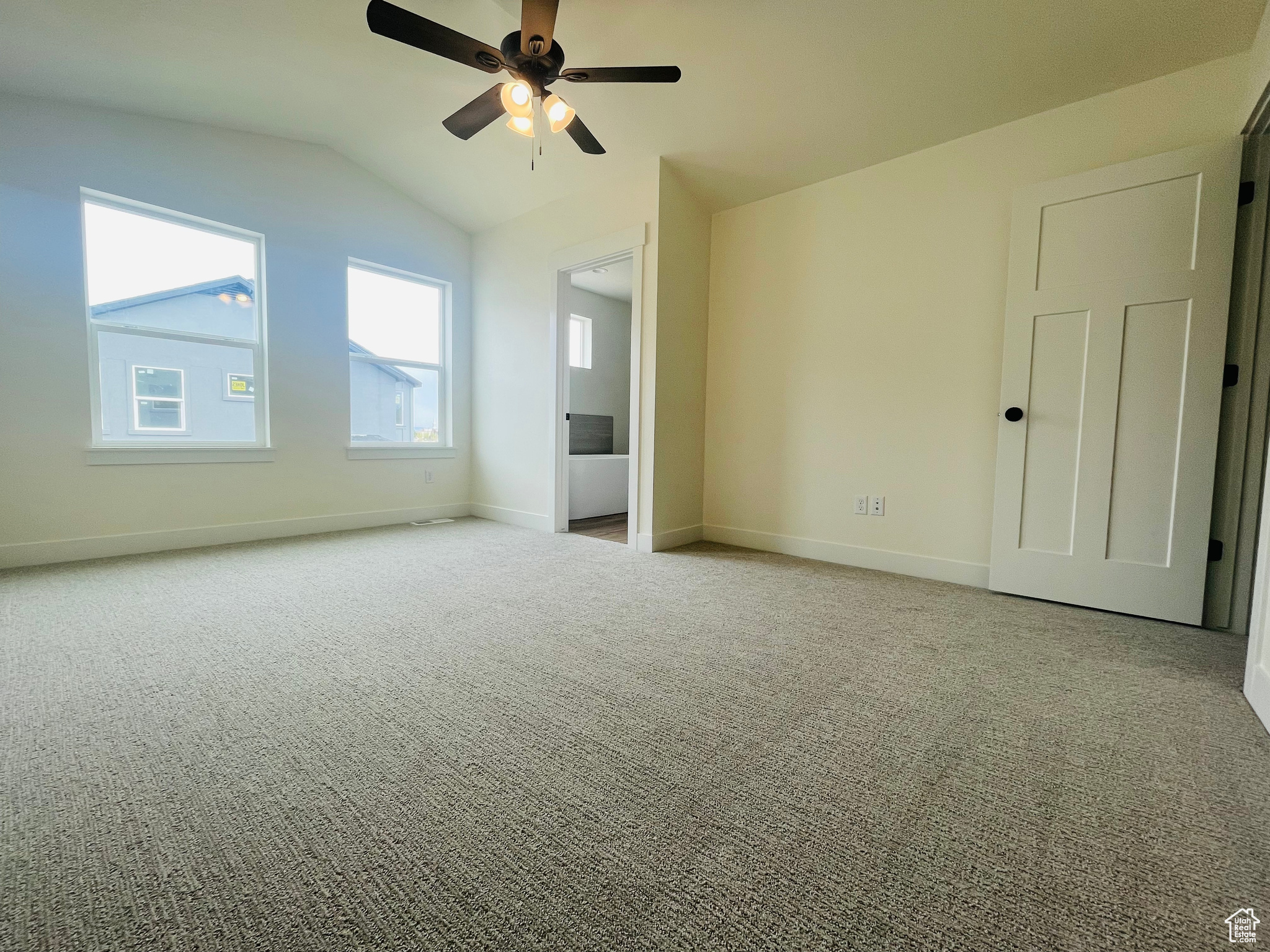WESTFIELDS CENTRAL - Residential Income