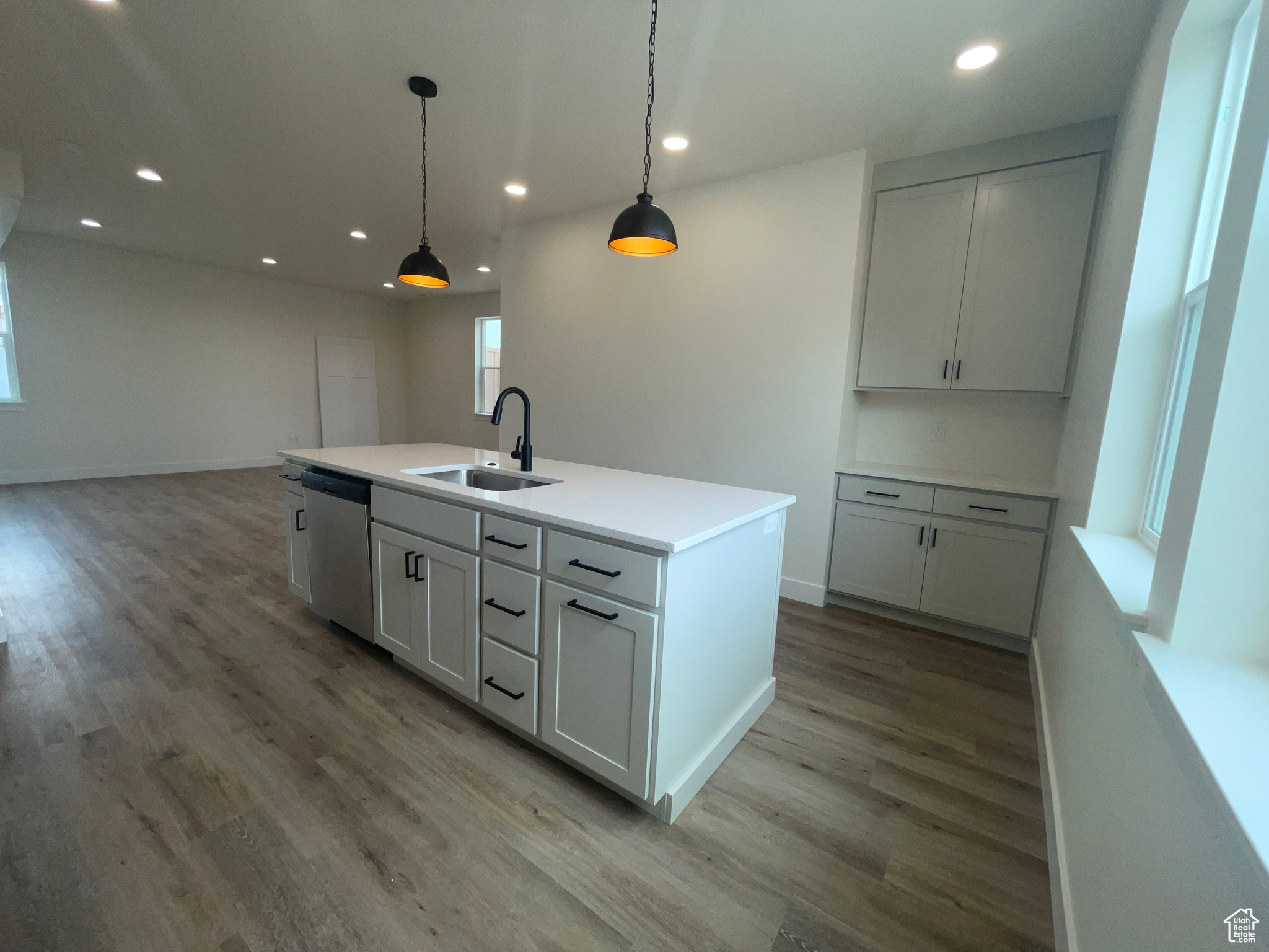 WESTFIELDS CENTRAL - Residential Income