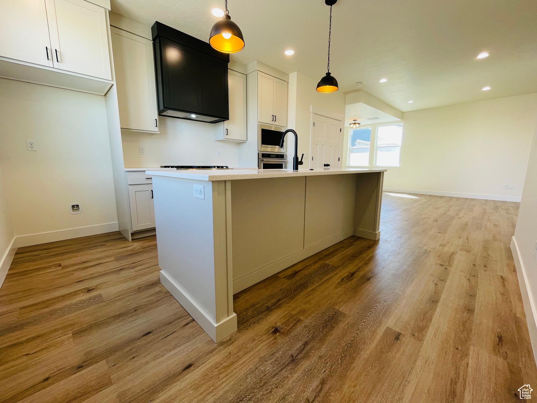 WESTFIELDS CENTRAL - Residential Income