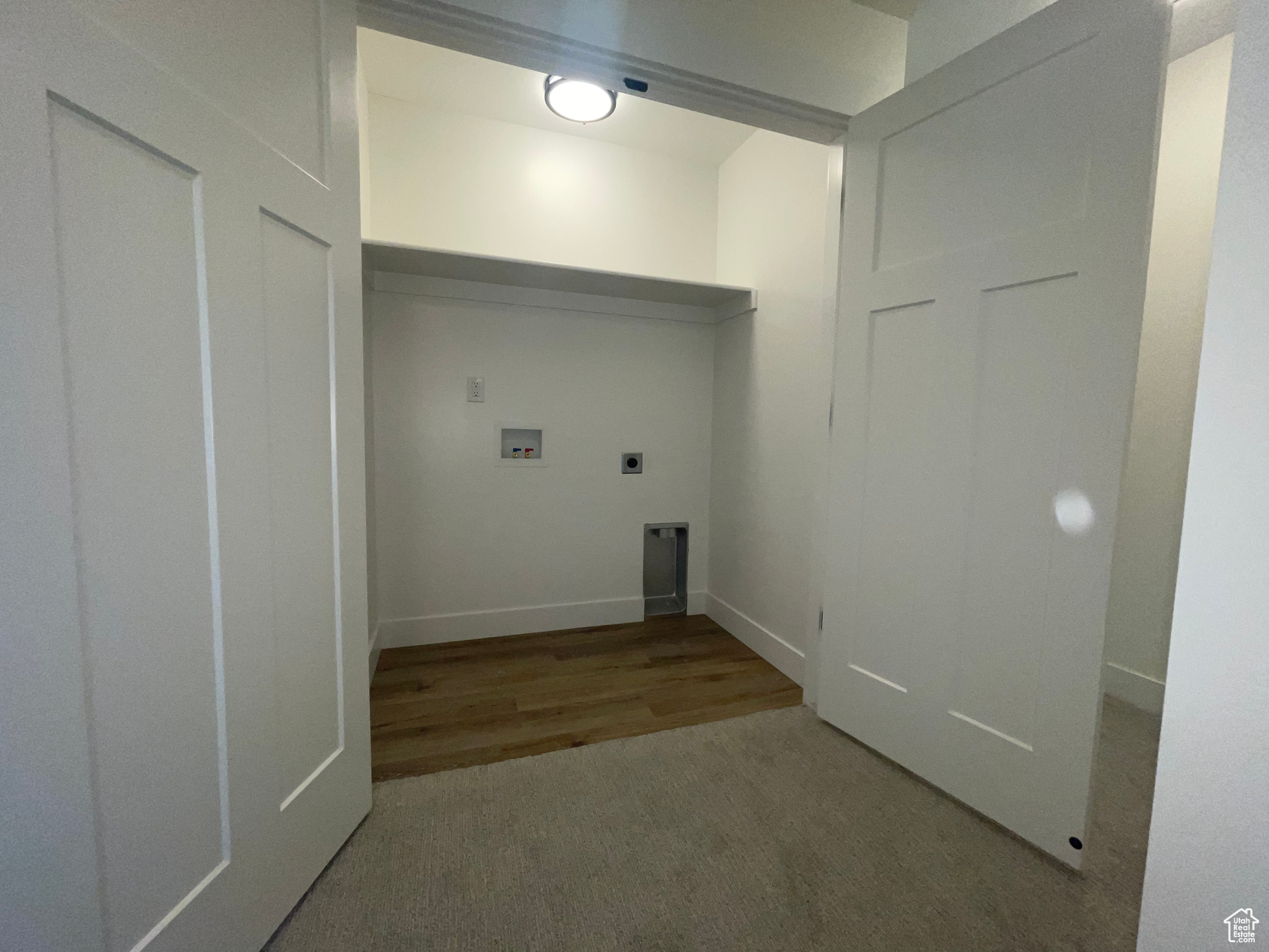 WESTFIELDS CENTRAL - Residential Income