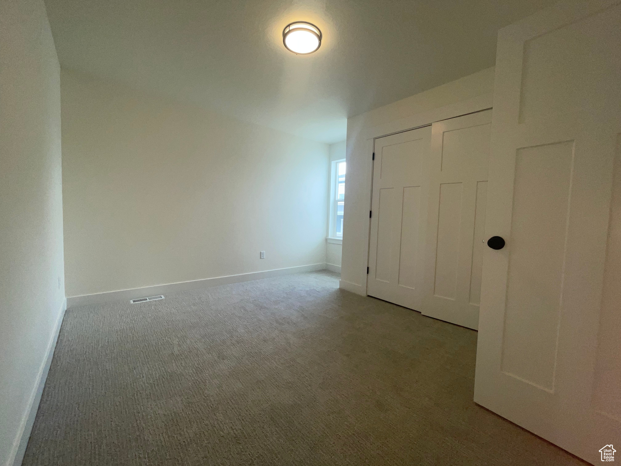 WESTFIELDS CENTRAL - Residential Income