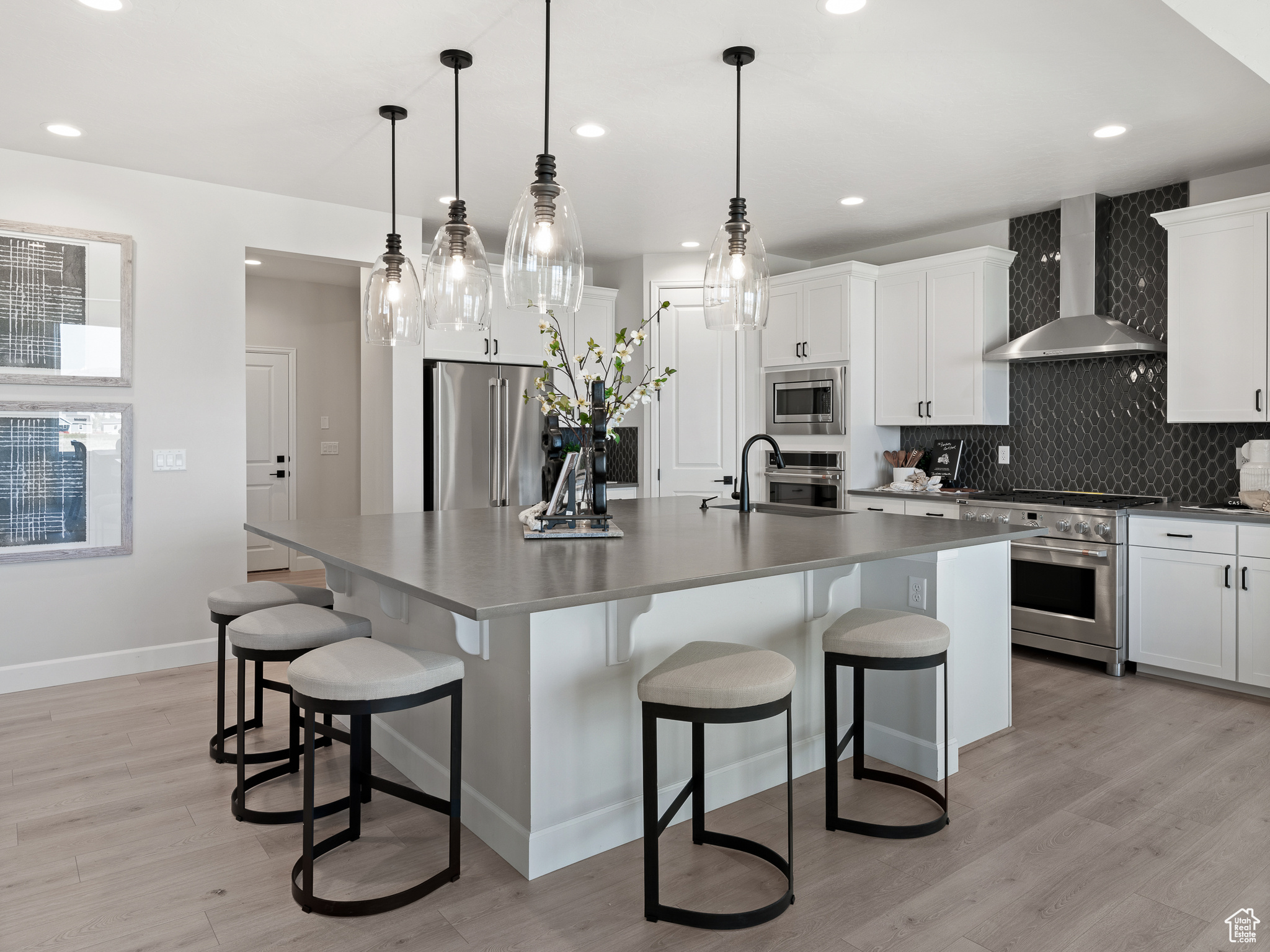 CANYON VIEW - Residential