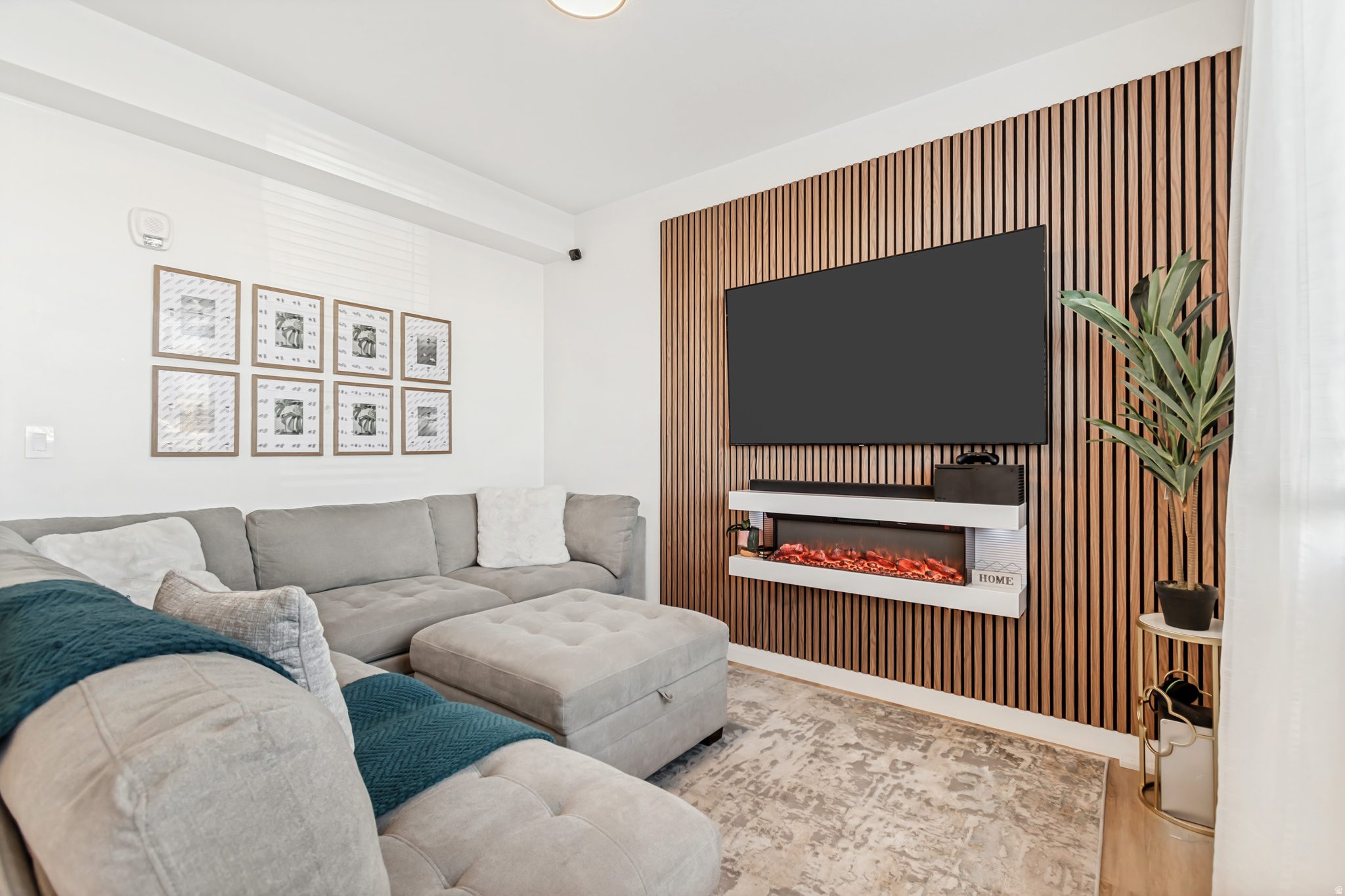 DAYBREAK - Residential