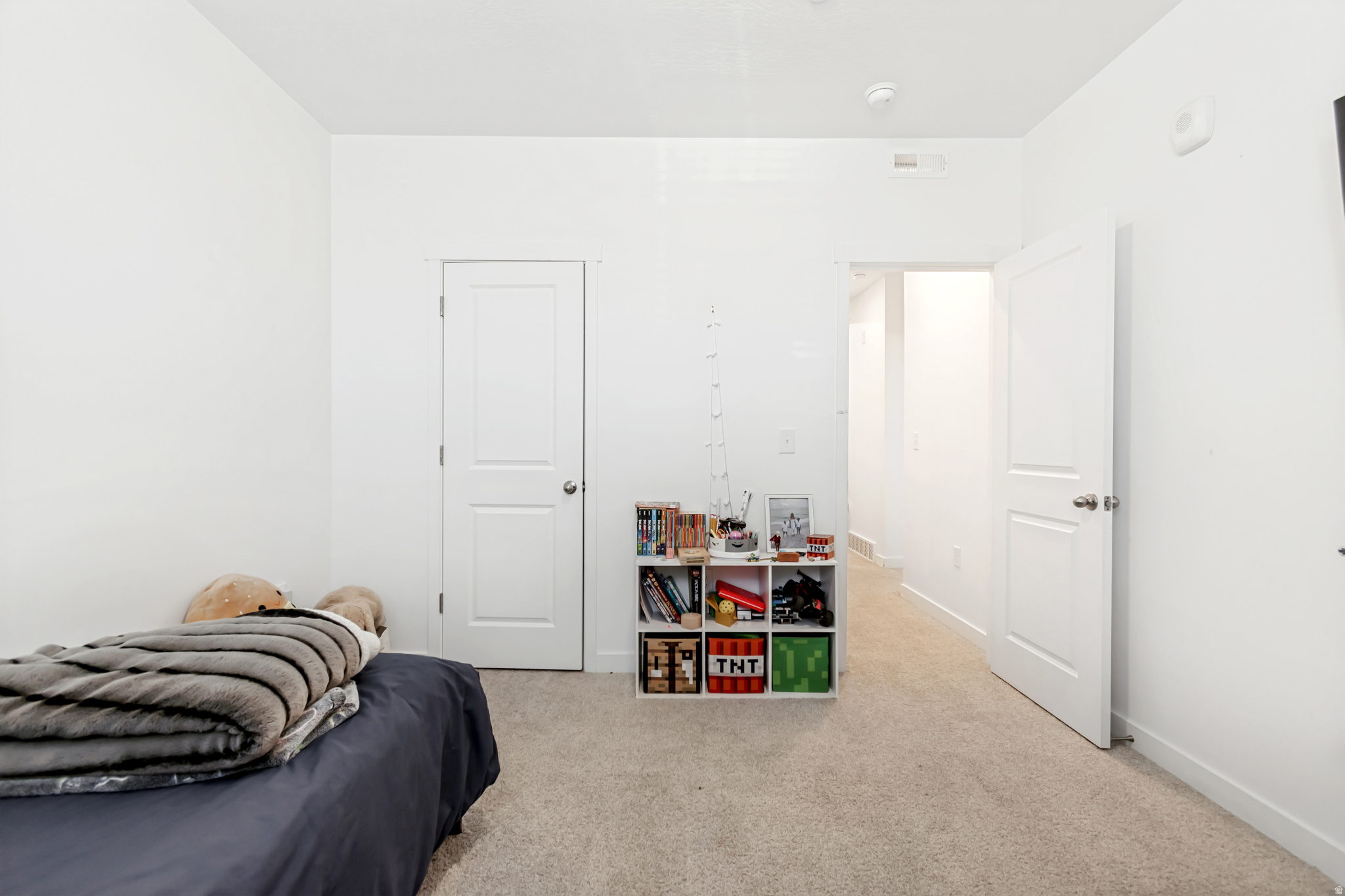 DAYBREAK - Residential