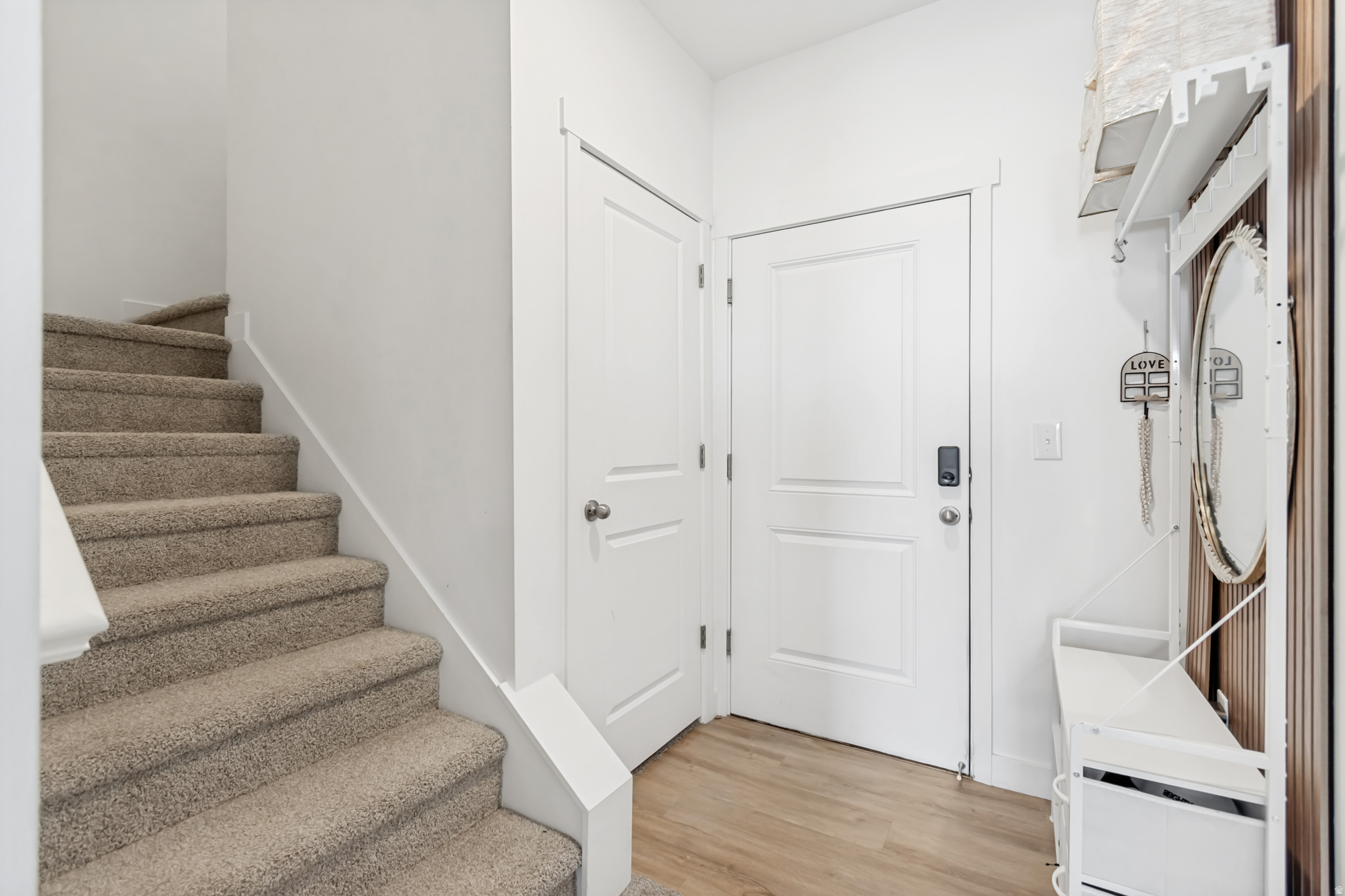 DAYBREAK - Residential