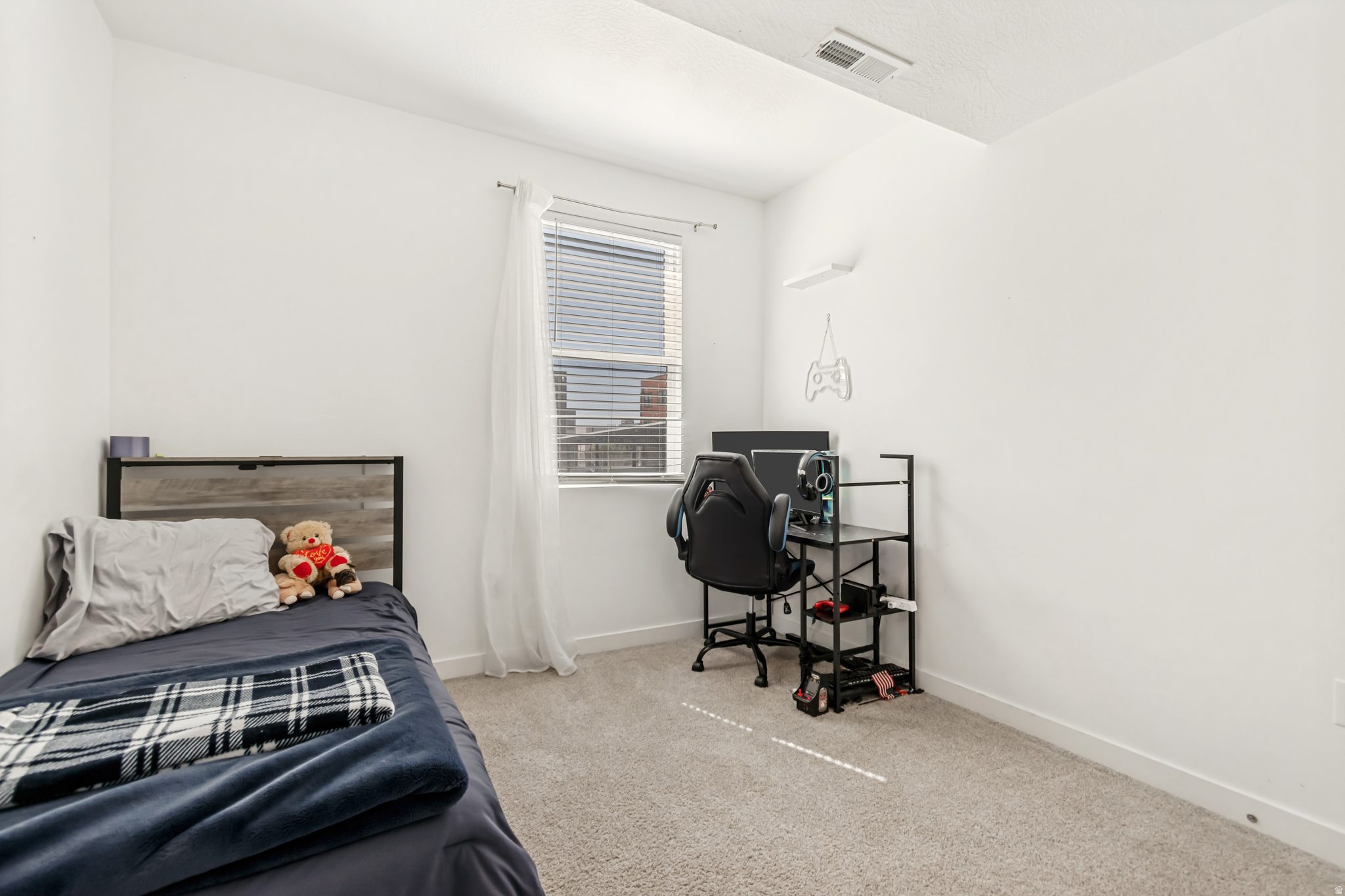 DAYBREAK - Residential