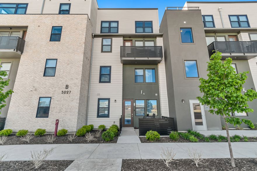 Located in a highly desirable community, this unique 2-story, 3-bedroom, 3-bathroom condo offers easy access to everything you need. Just minutes from shopping, dining, and entertainment, you'll love being near popular destinations like The District at South Jordan and the vibrant Daybreak area. Whether you're grabbing coffee, enjoying a night out, or running errands, it's all right around the corner. Outdoor lovers will appreciate the nearby parks, walking trails, and scenic views, with quick access to green spaces, and mountain backdrops that make Utah living so special. Plus, convenient freeway access makes commuting a breeze. This condo is perfect for anyone looking for low-maintenance living in a prime location with a strong sense of community and modern convenience. "All footage and measurements are deemed reliable but not guaranteed. Buyer is advised to obtain their own measurements and complete due-diligence to their satisfaction."