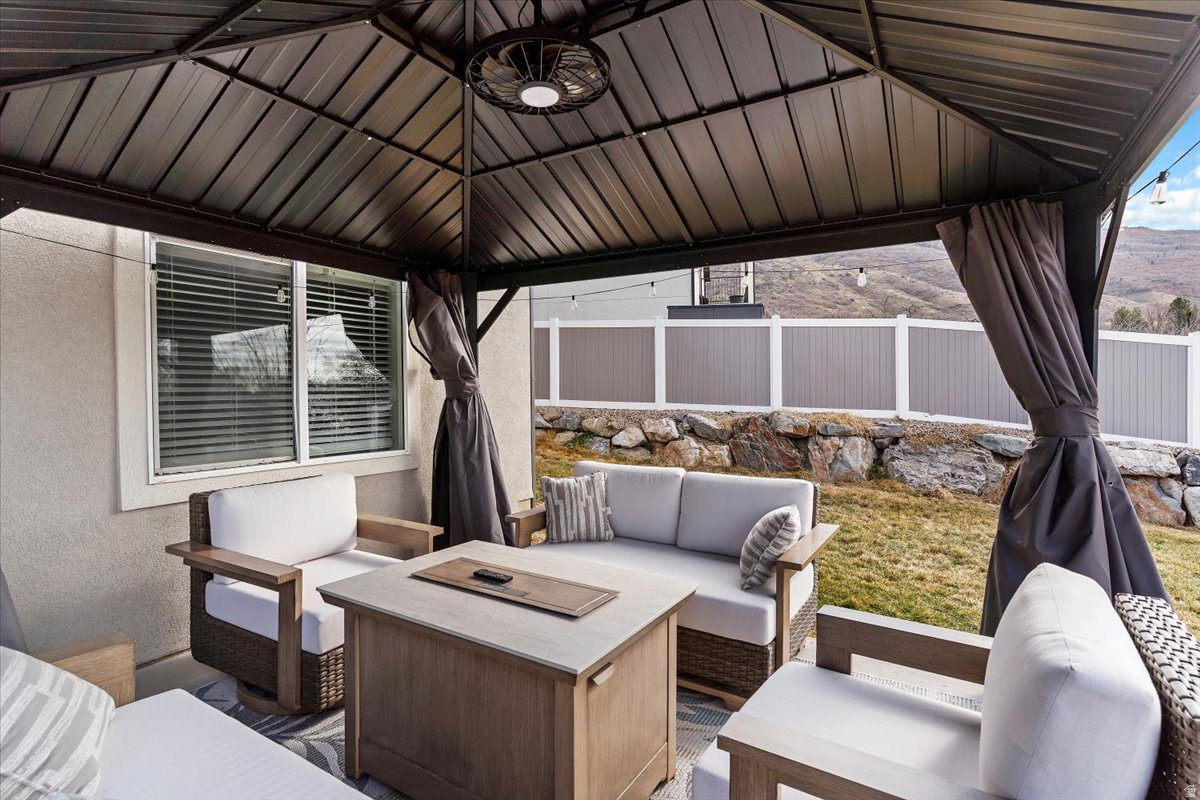 ORCHARD RIDGE - Residential