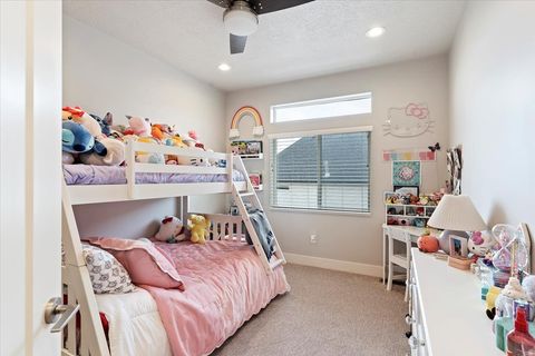 Tiny photo for 1328 E ORCHARD RIDGE LN, Kaysville, UT 84037 (MLS # 2137553)