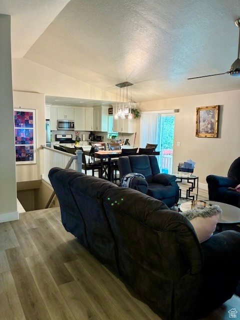 DAISY VIEW - Residential