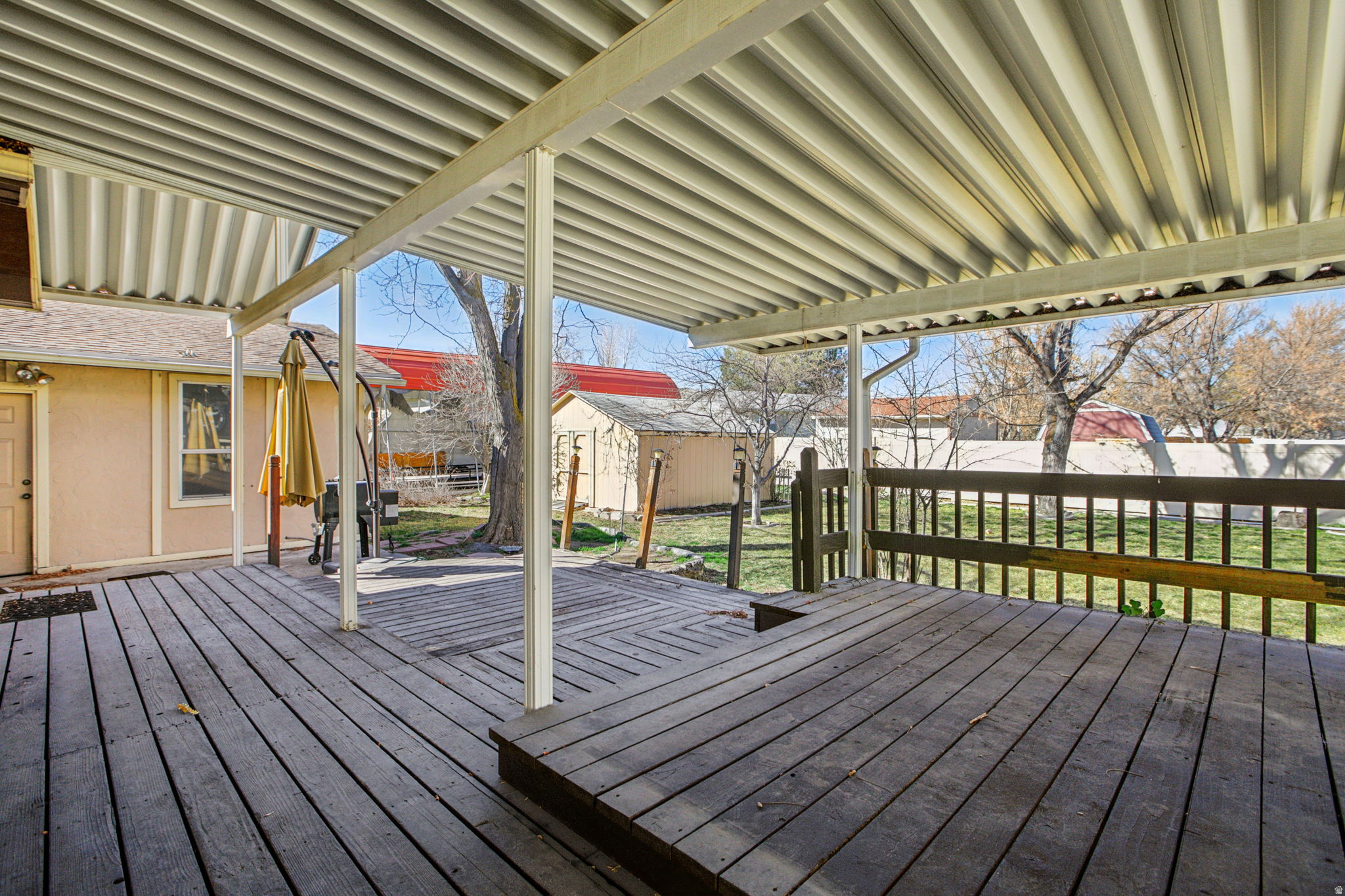 HOMESTEAD ES - Residential