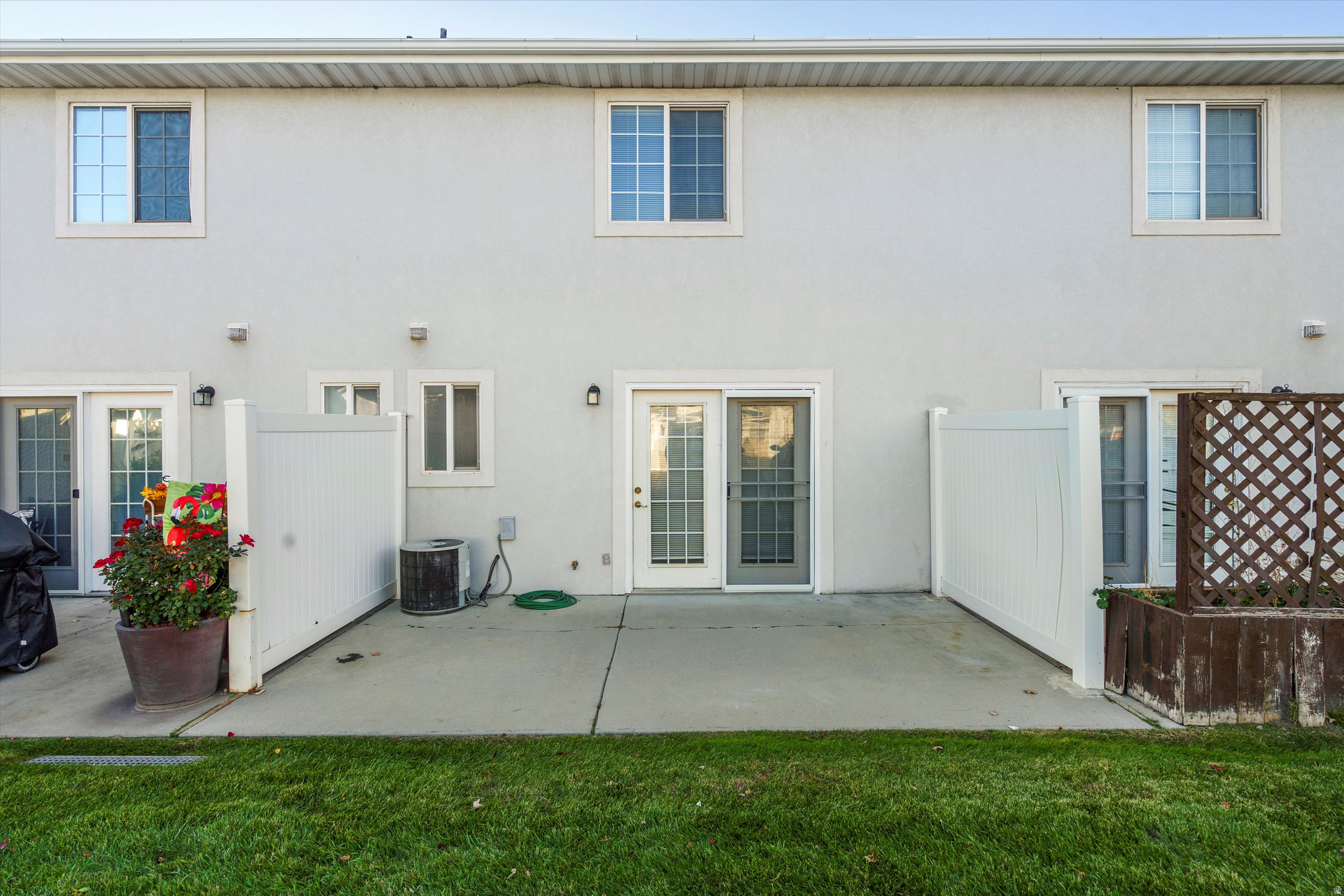 BLACKHAWK - Residential