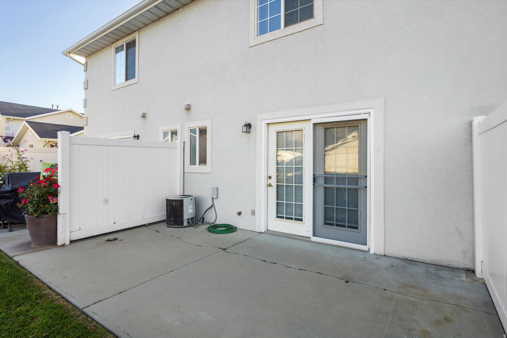 BLACKHAWK - Residential