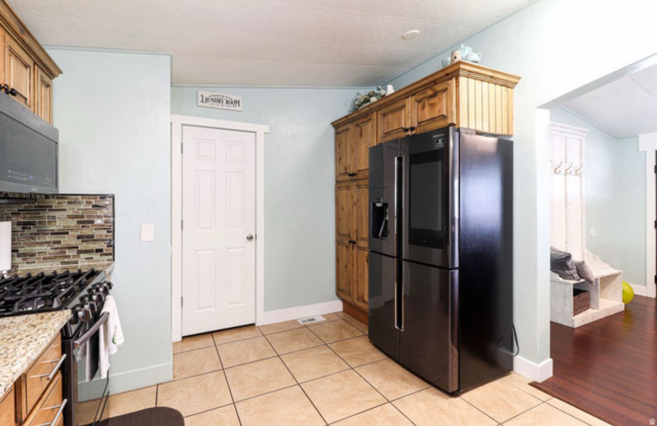 B HANCOCK MOBILE HOME - Residential