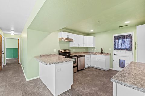 Tiny photo for 232 W 5250 S, Washington Terrace, UT 84405 (MLS # 2120520)
