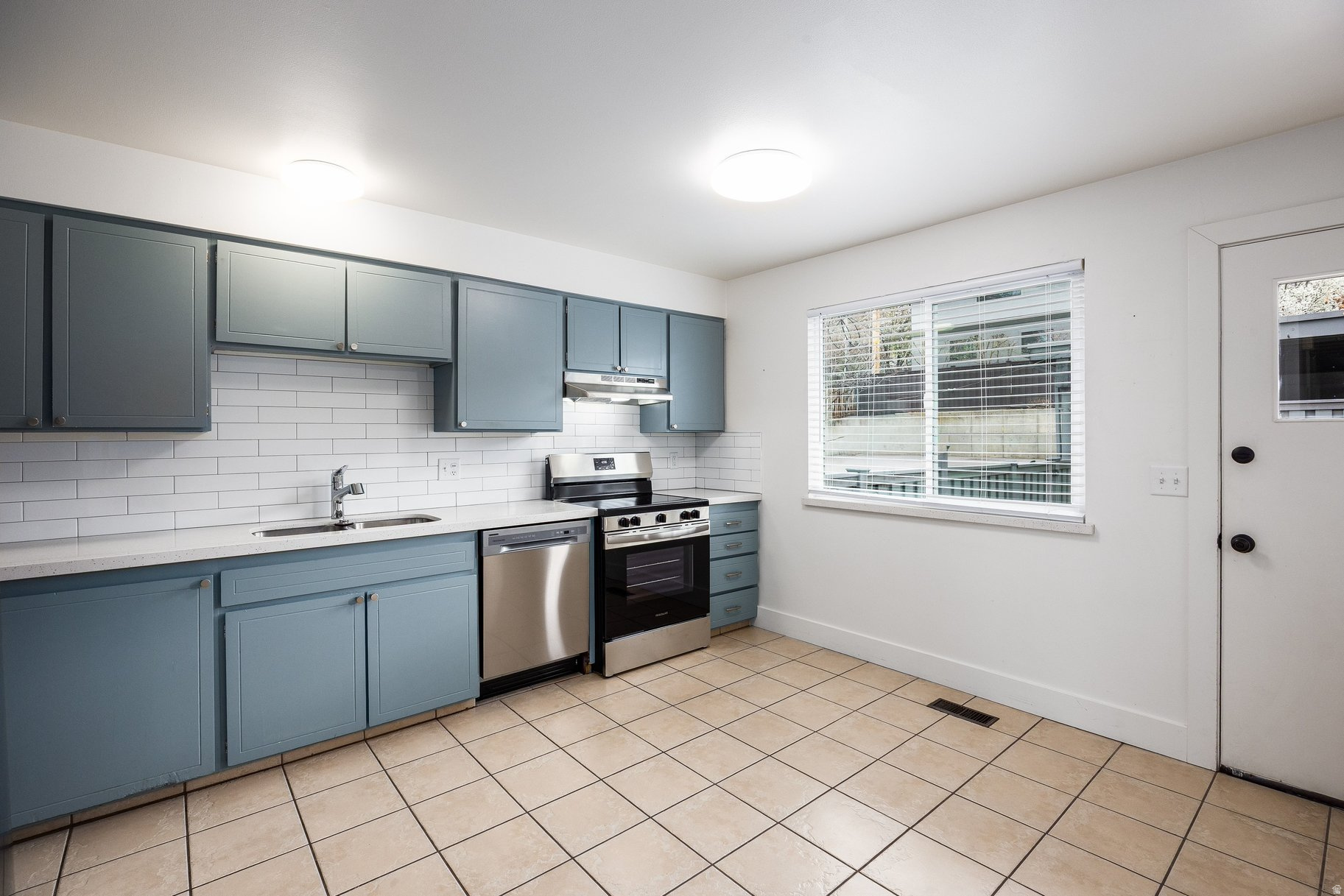 INDIAN ROCK - Residential Income