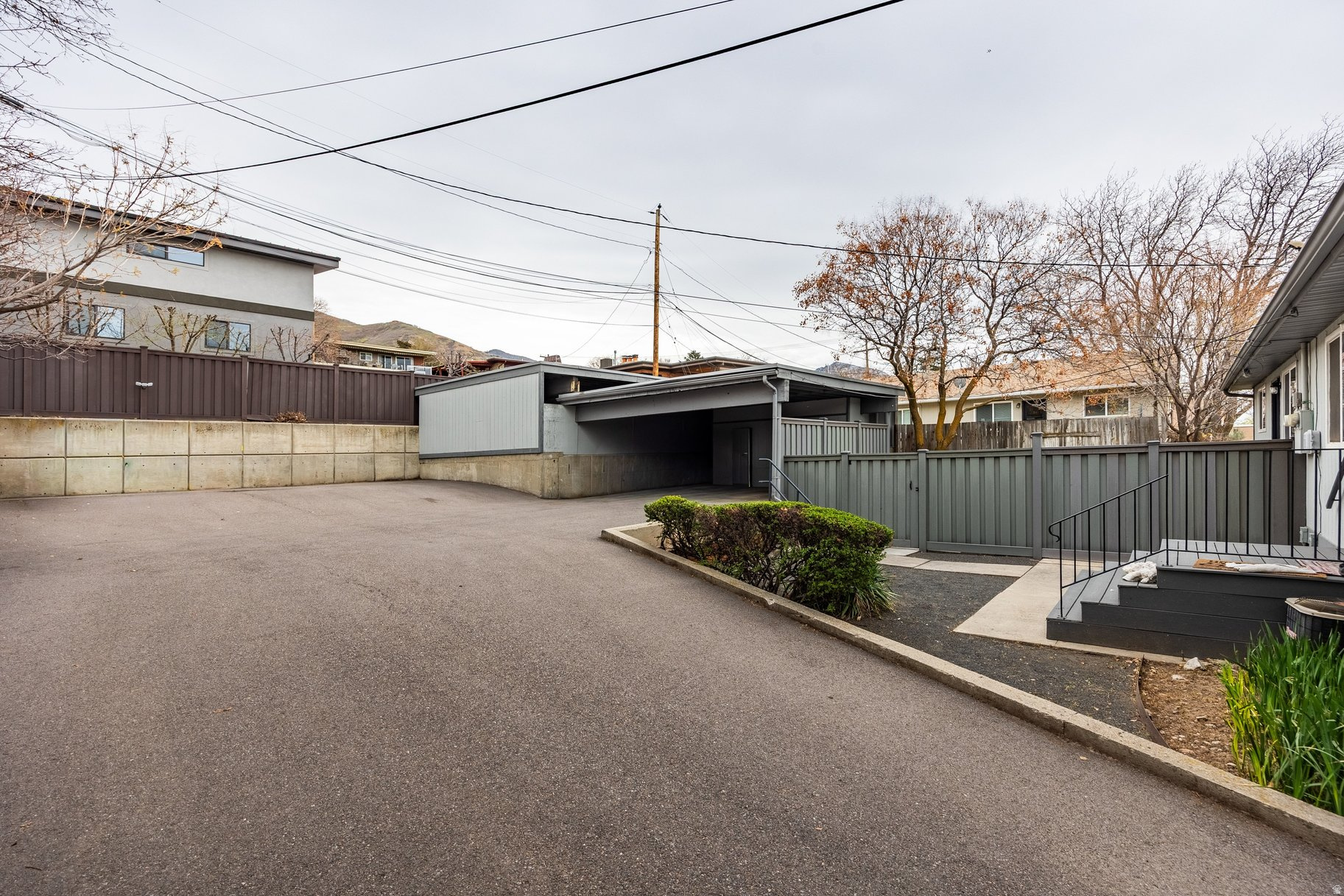 INDIAN ROCK - Residential Income