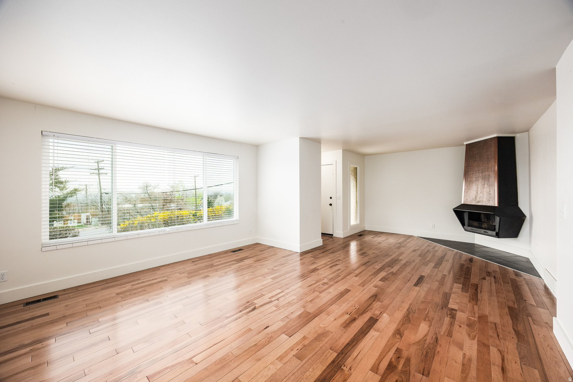 INDIAN ROCK - Residential Income