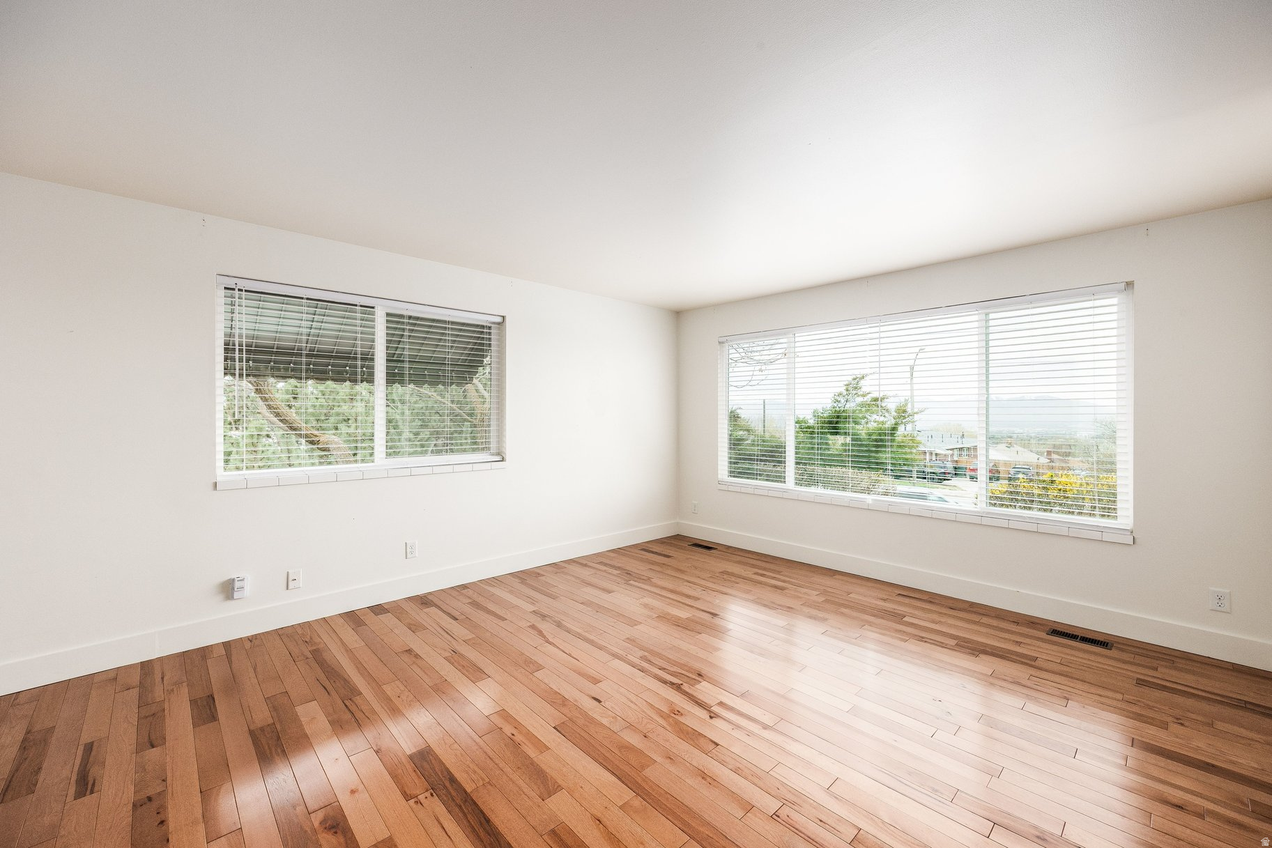 INDIAN ROCK - Residential Income